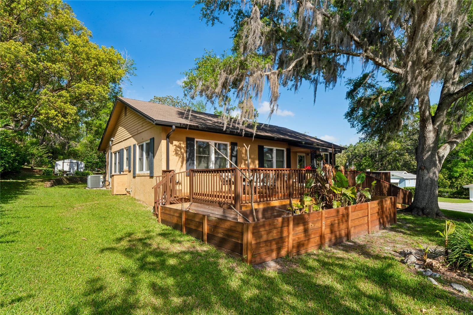 Image 43 of 63 For 39 Sunset Drive