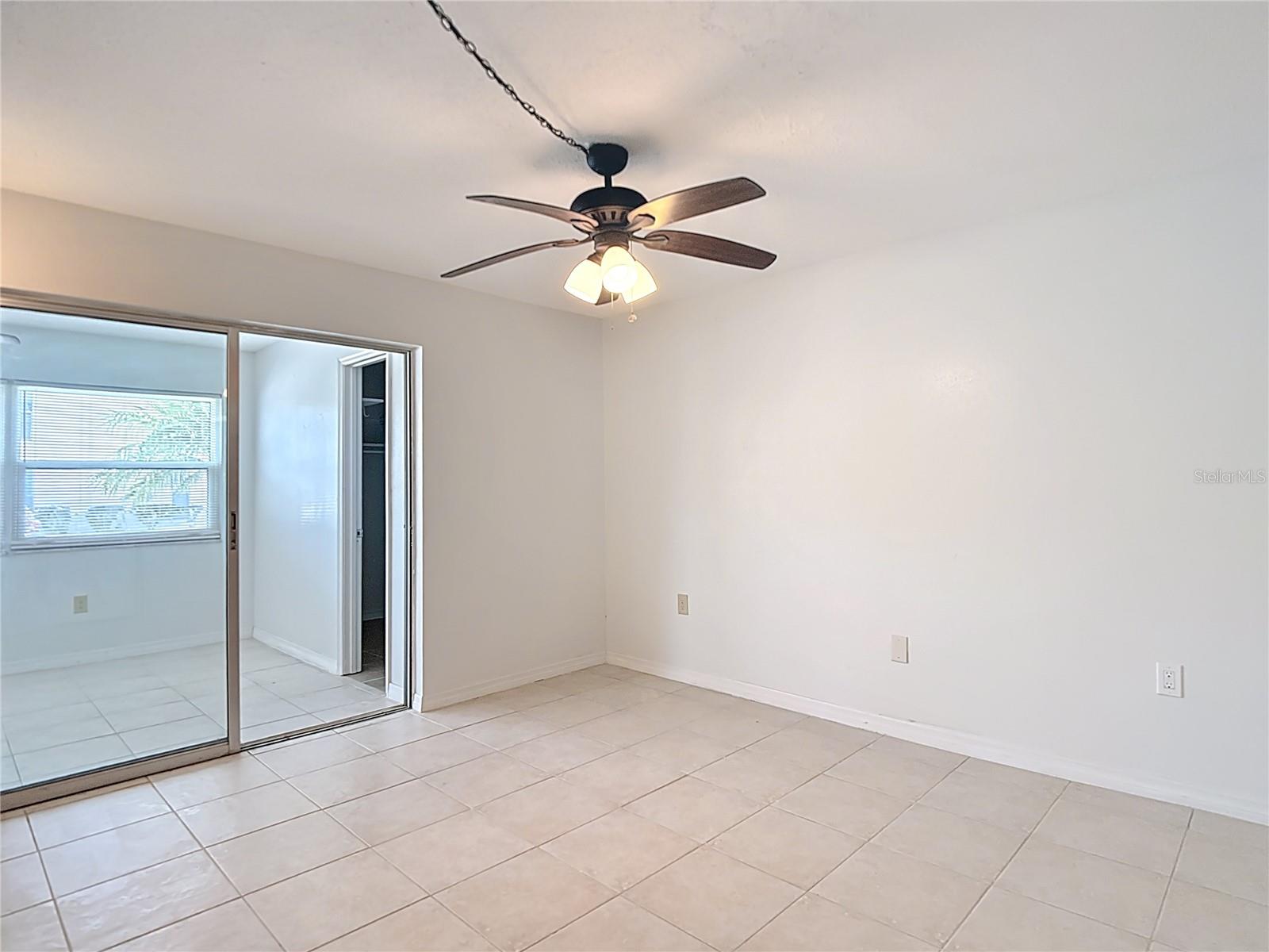 Image 18 of 42 For 5132 Amulet Drive 105