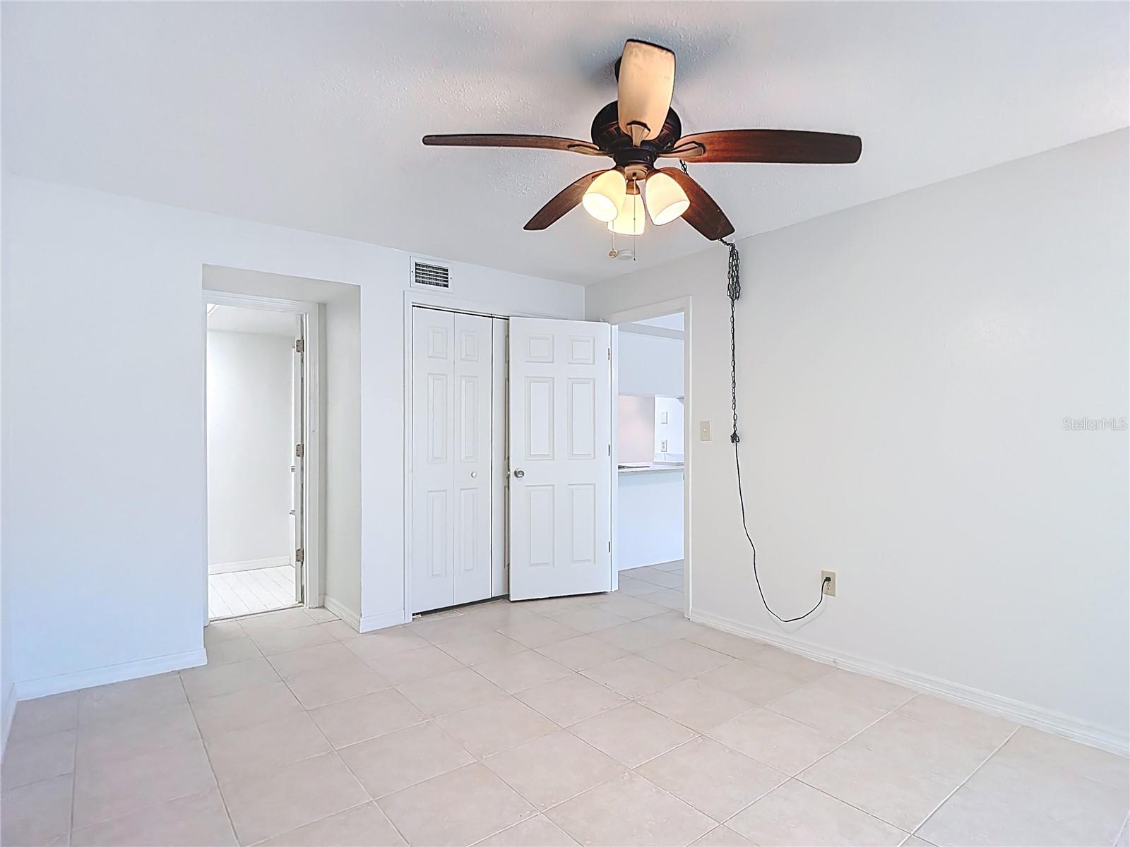 Image 21 of 42 For 5132 Amulet Drive 105