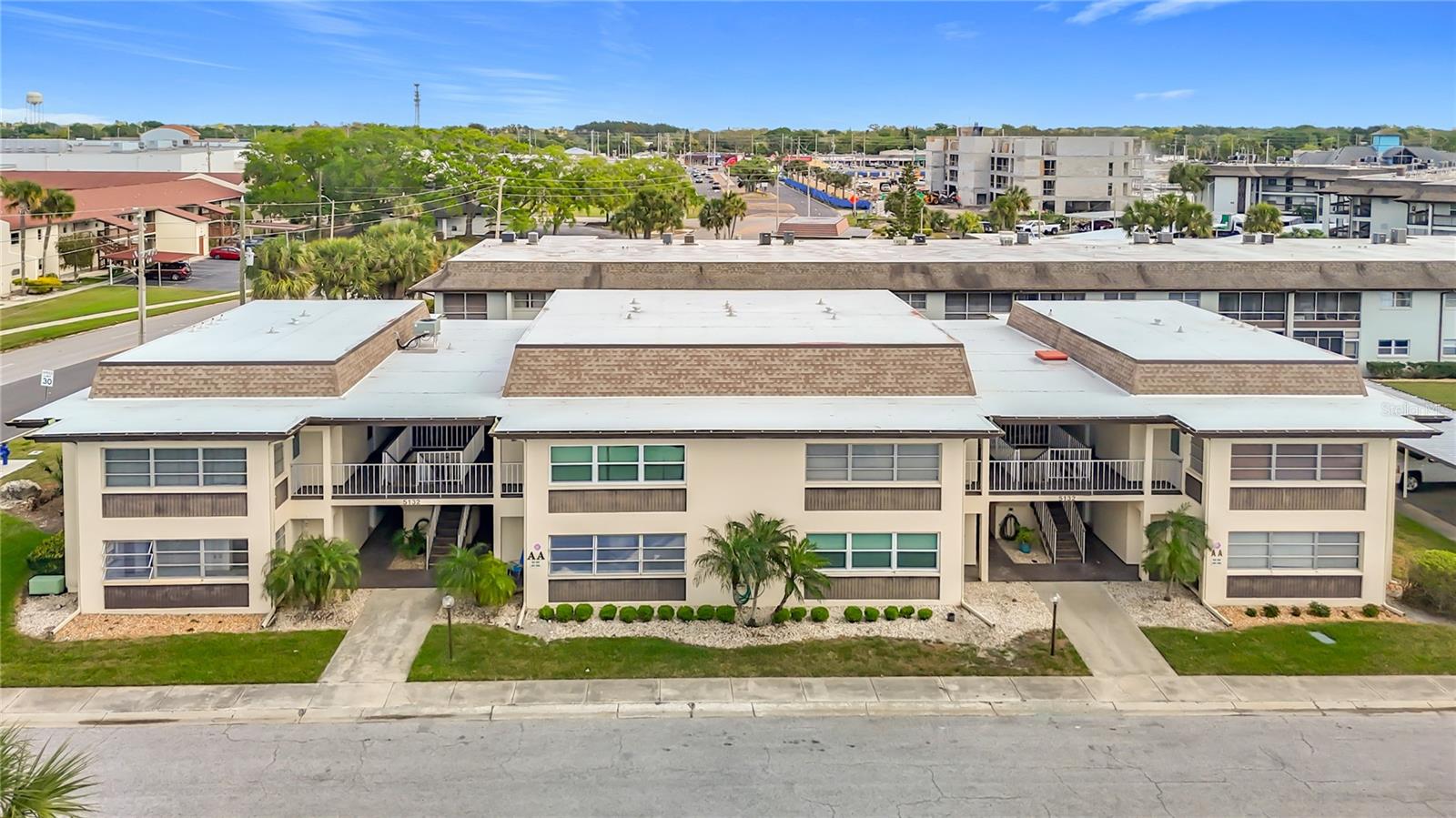 Image 33 of 42 For 5132 Amulet Drive 105