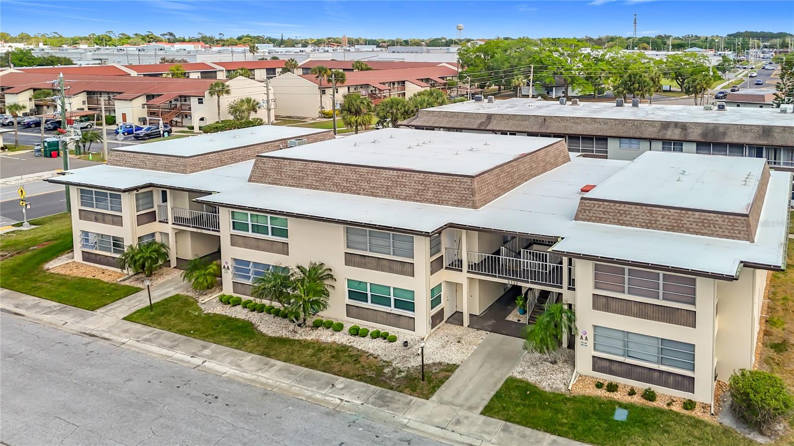 Image 34 of 42 For 5132 Amulet Drive 105