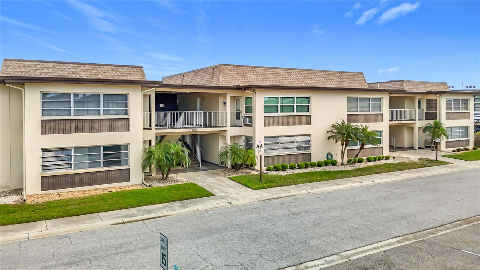 Image 35 of 42 For 5132 Amulet Drive 105