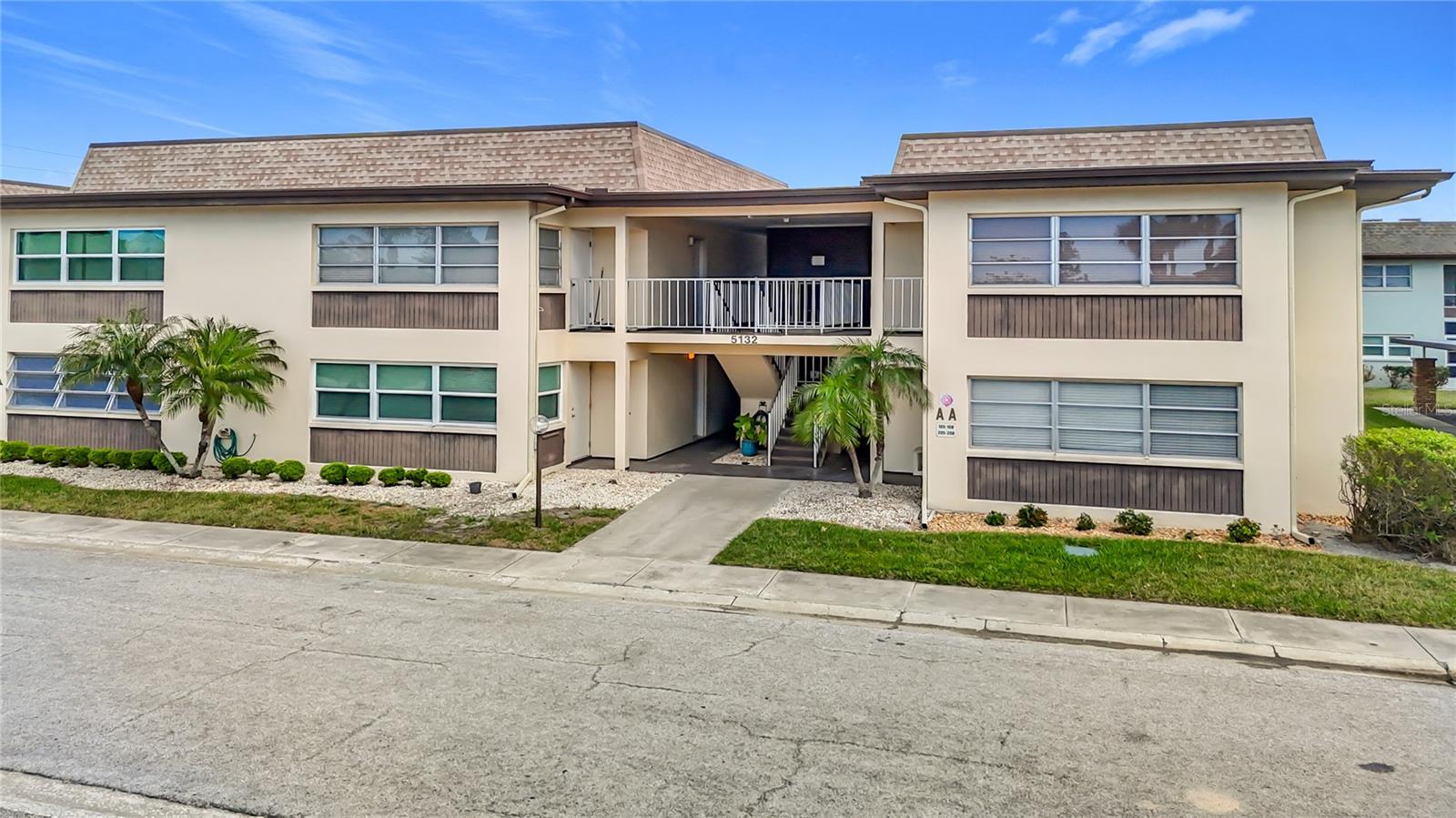 Image 37 of 42 For 5132 Amulet Drive 105