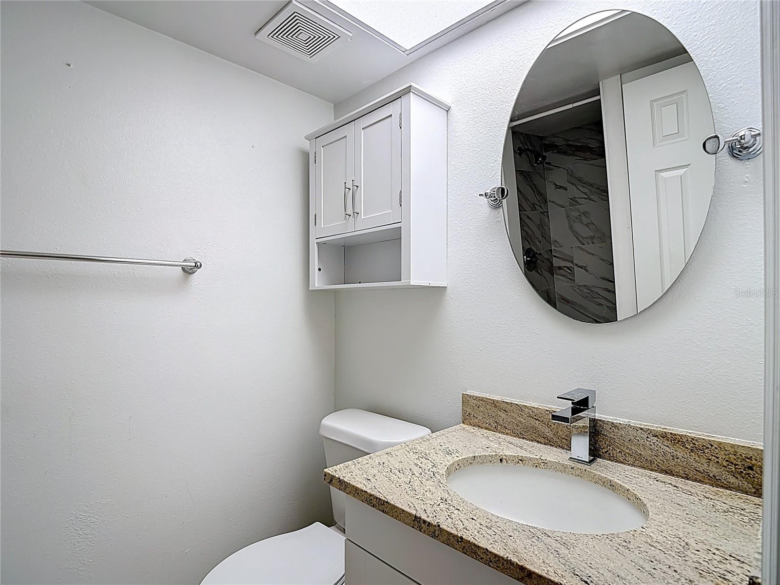 Image 14 of 54 For 5111 Amulet Drive 105