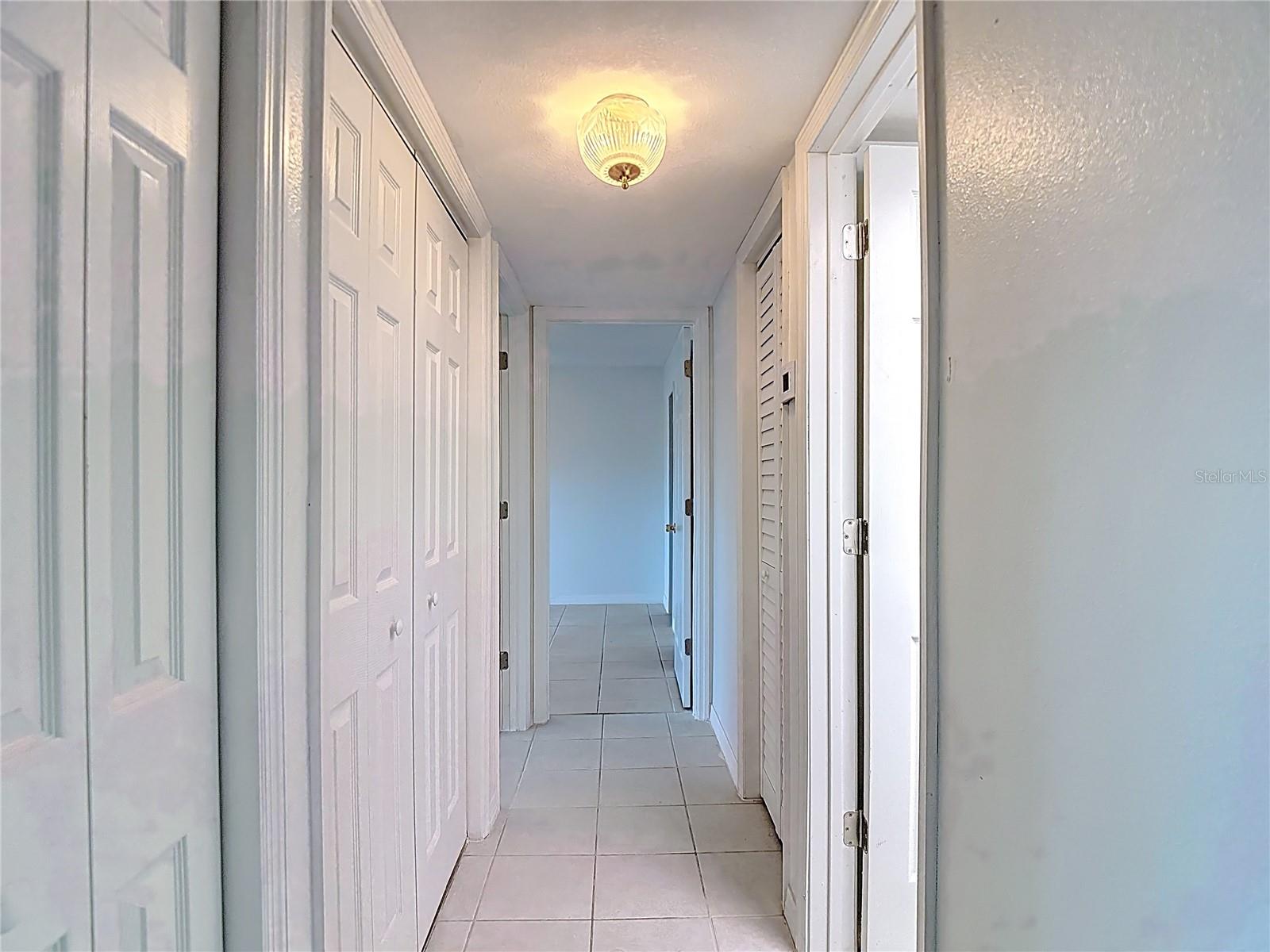 Image 17 of 54 For 5111 Amulet Drive 105