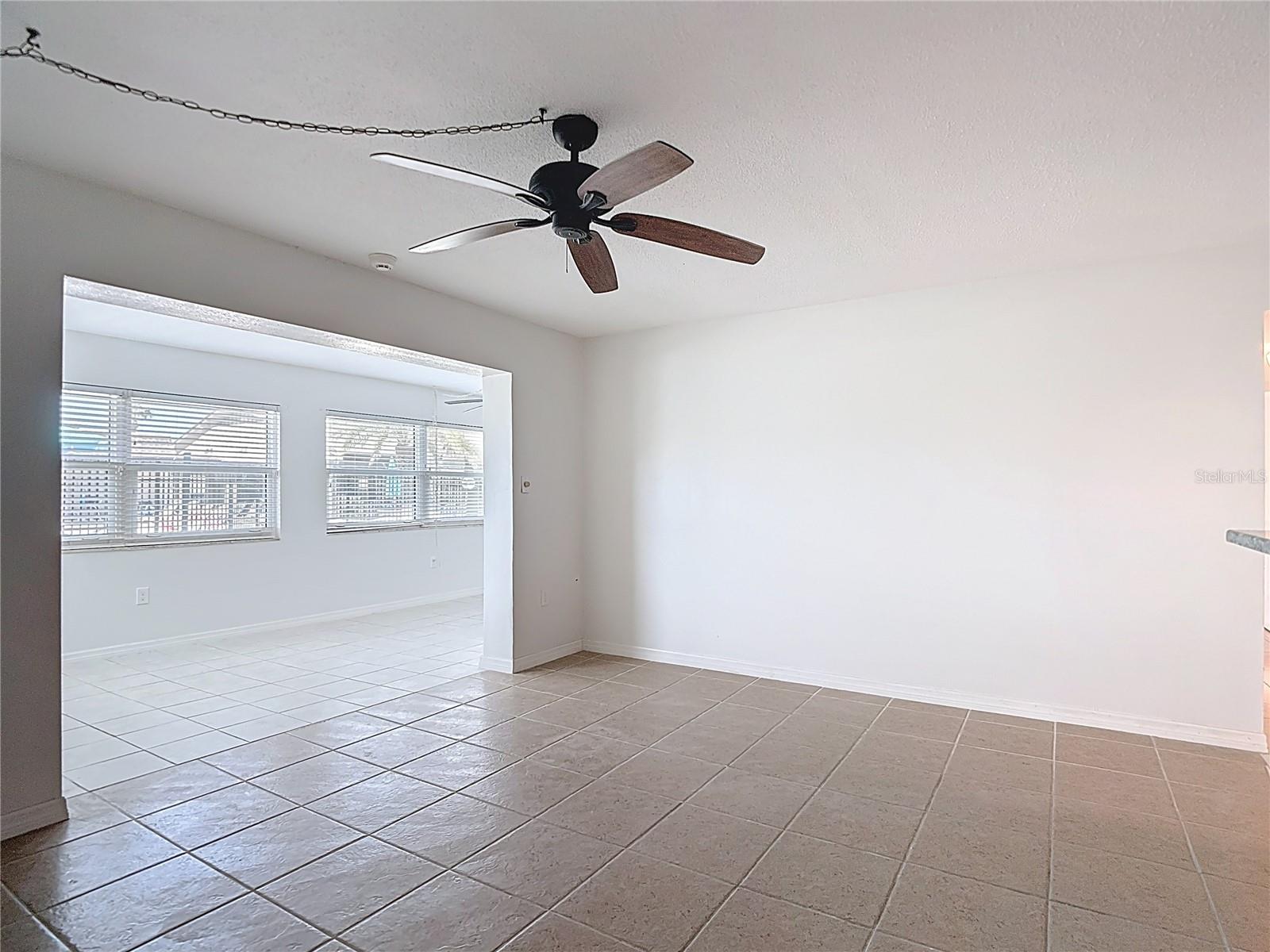 Image 32 of 54 For 5111 Amulet Drive 105