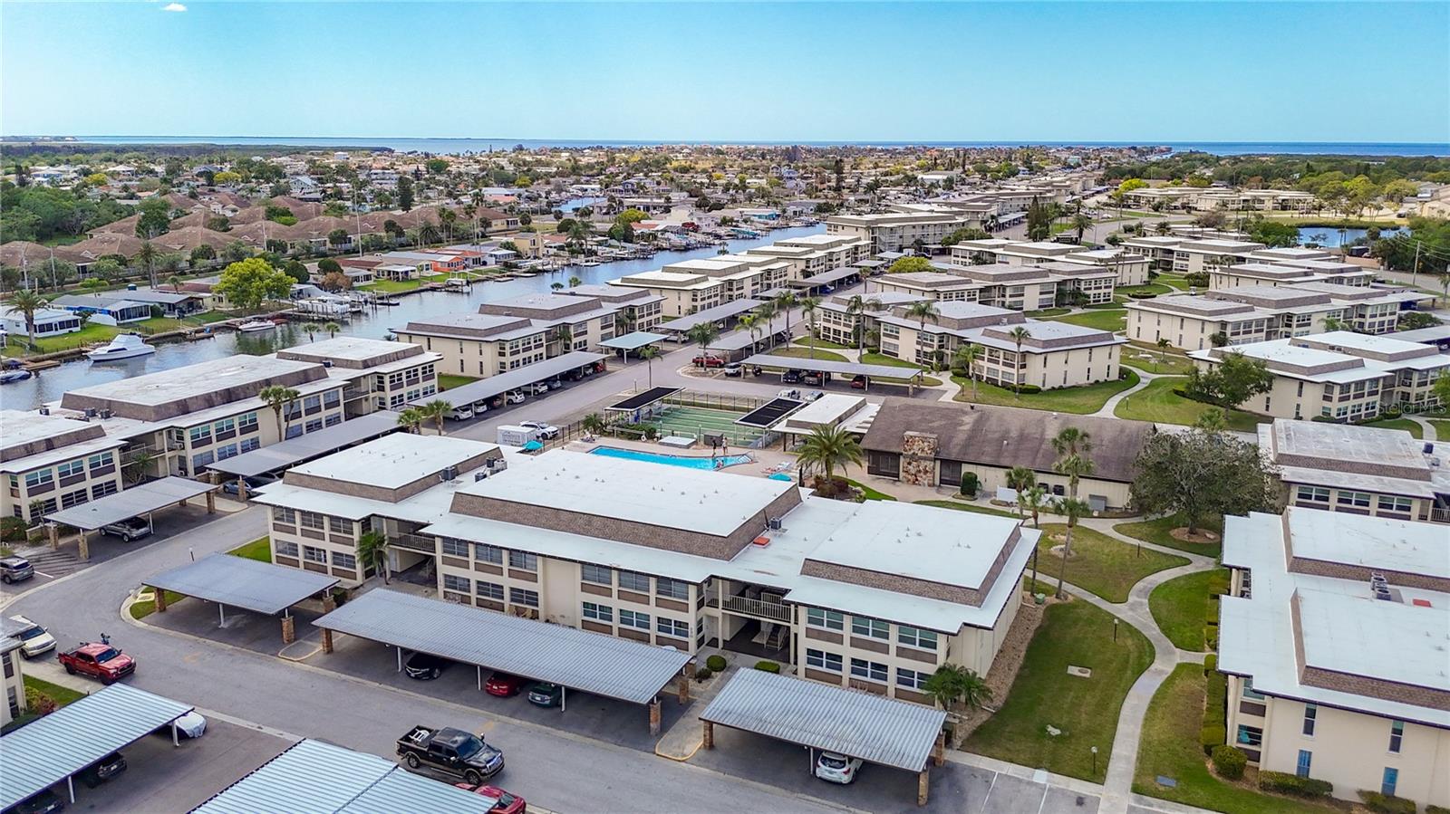 Image 40 of 54 For 5111 Amulet Drive 105