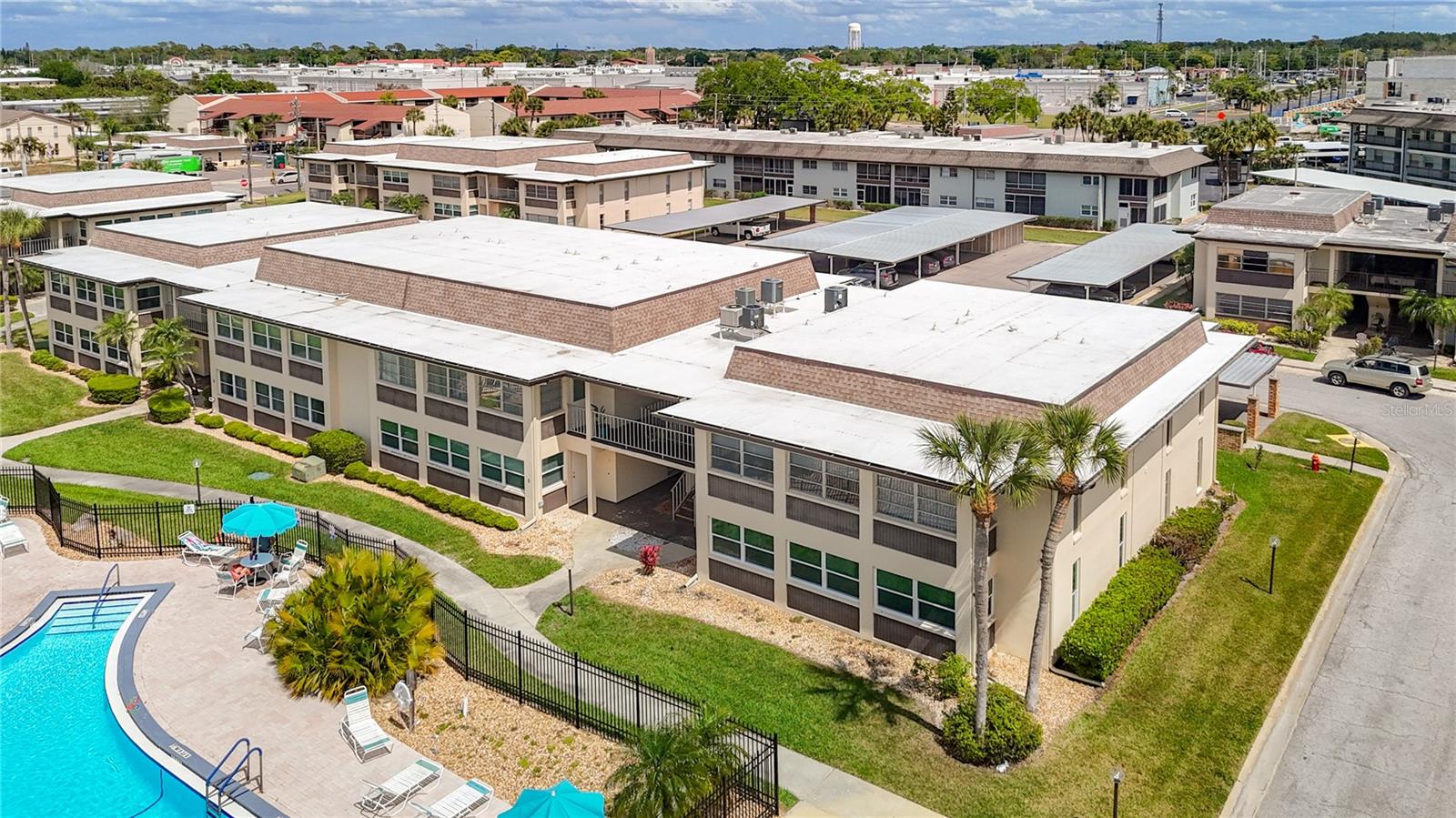 Image 45 of 54 For 5111 Amulet Drive 105