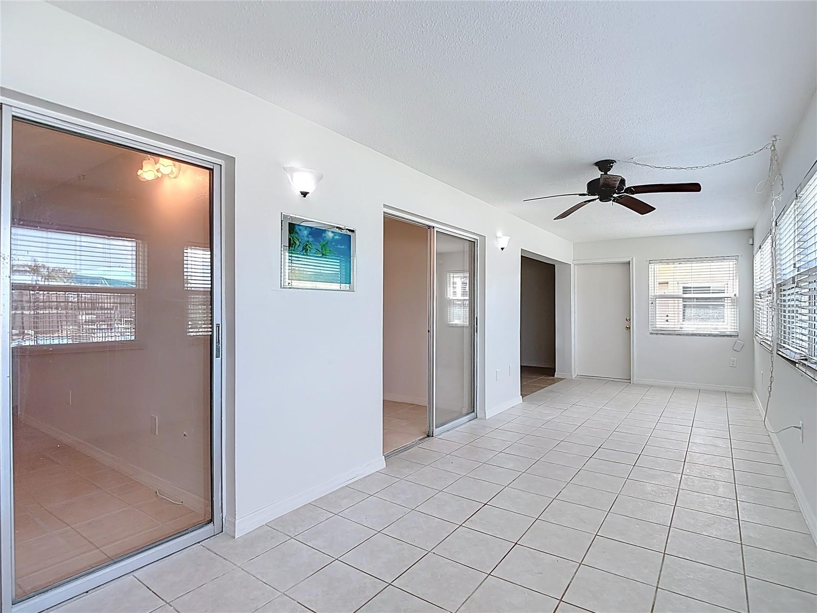 Image 5 of 54 For 5111 Amulet Drive 105