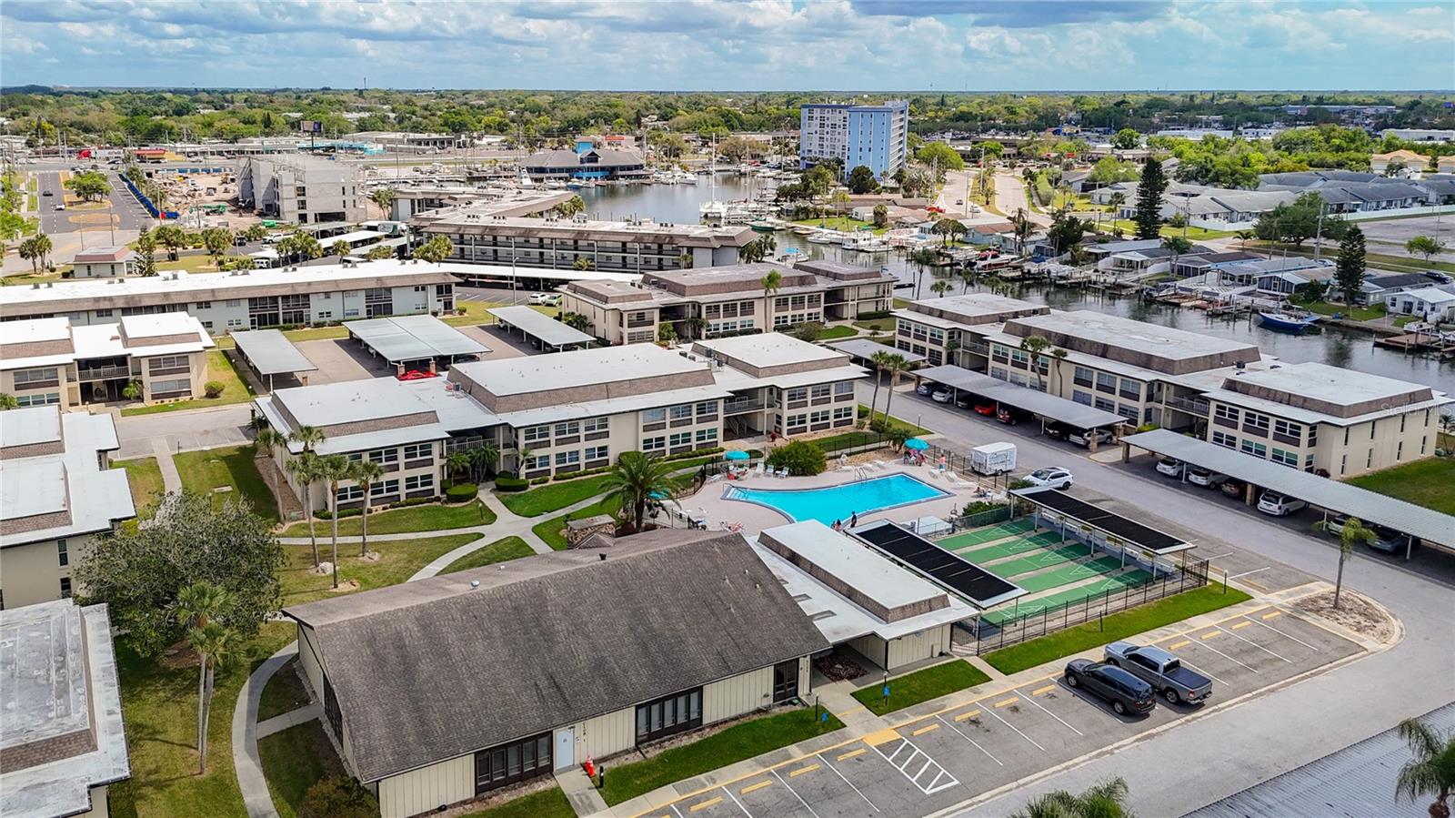 Image 51 of 54 For 5111 Amulet Drive 105