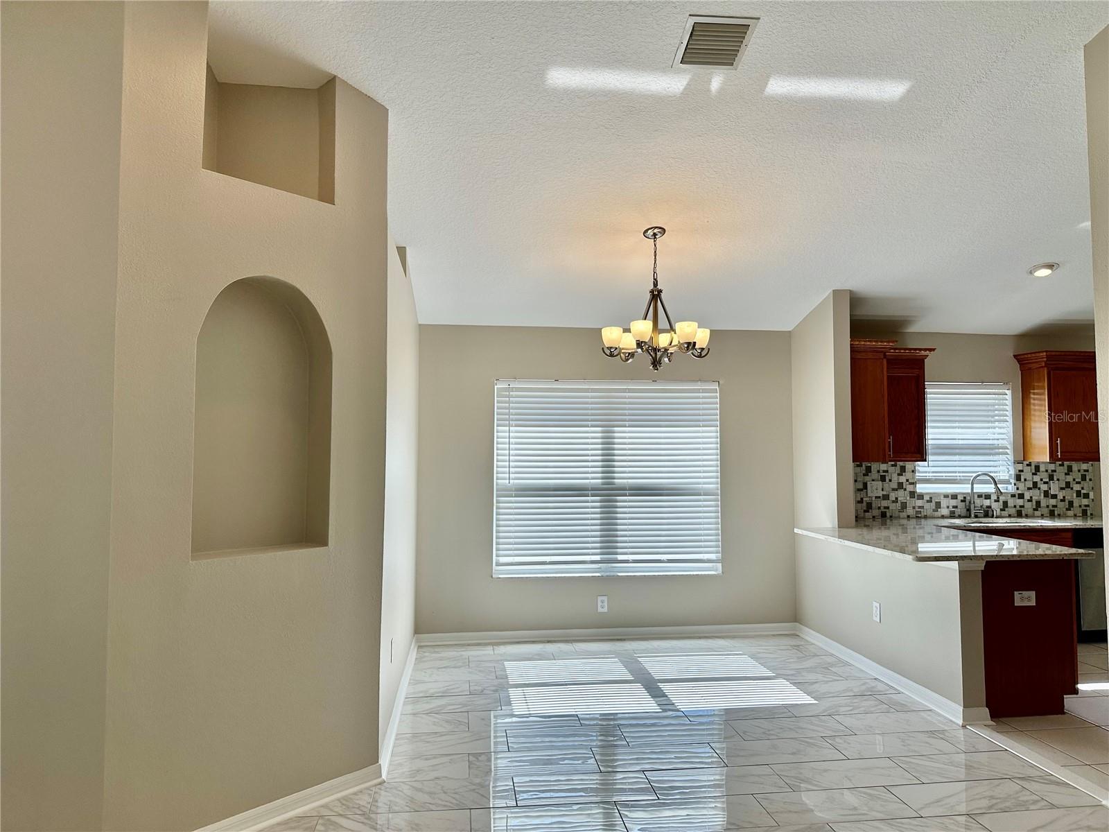 Image 10 of 69 For 13824 Royston Bend