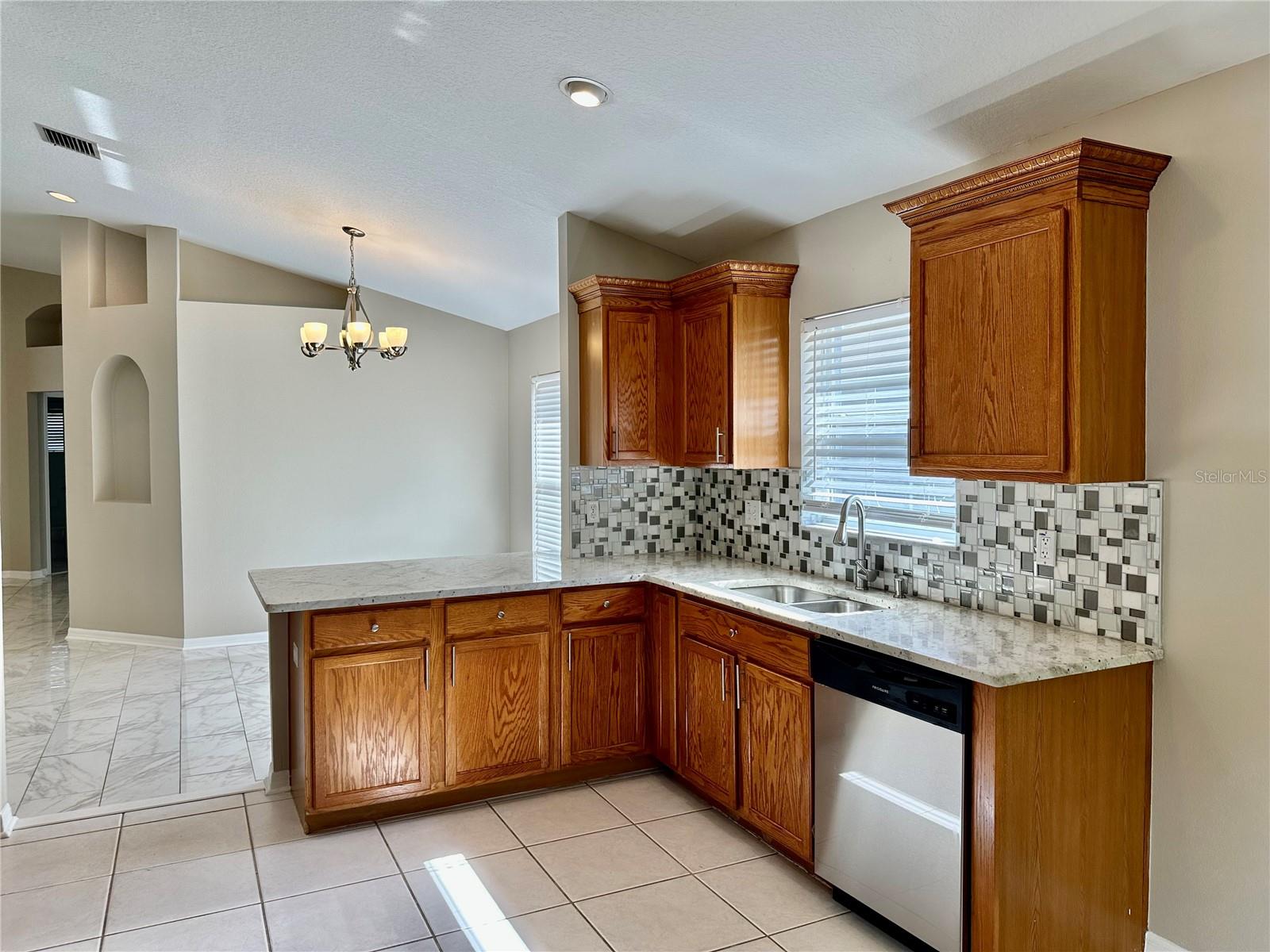 Image 14 of 69 For 13824 Royston Bend