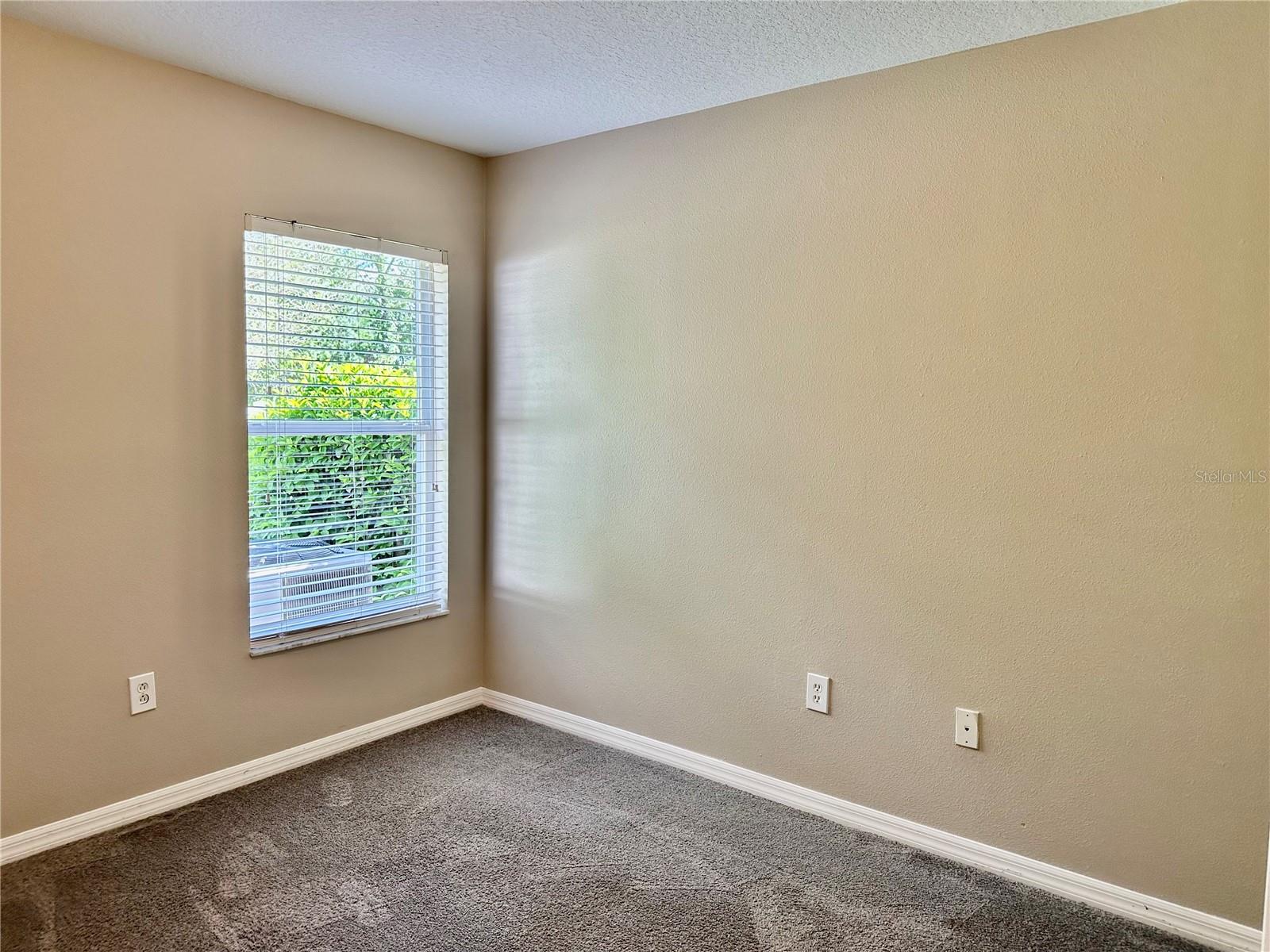 Image 25 of 69 For 13824 Royston Bend