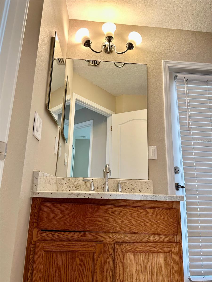 Image 26 of 69 For 13824 Royston Bend