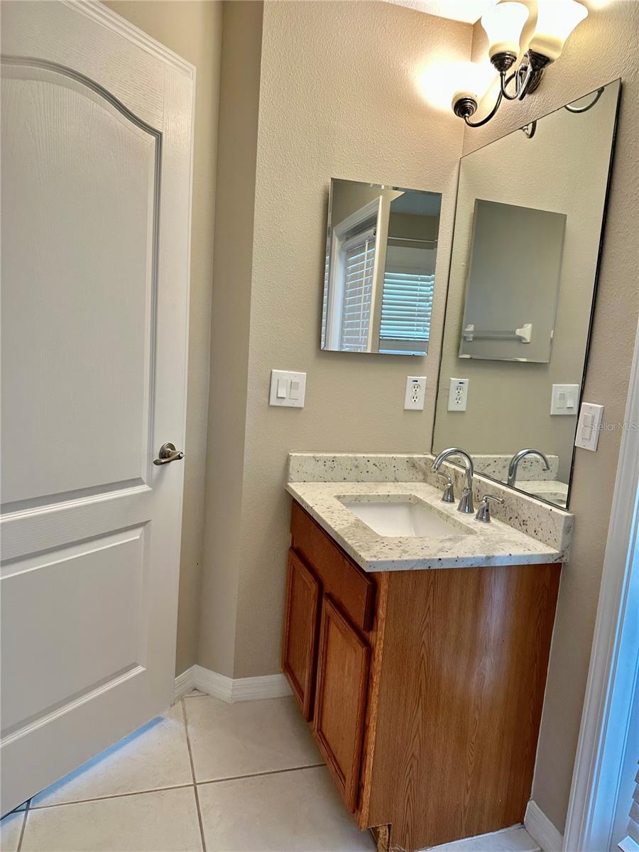 Image 27 of 69 For 13824 Royston Bend