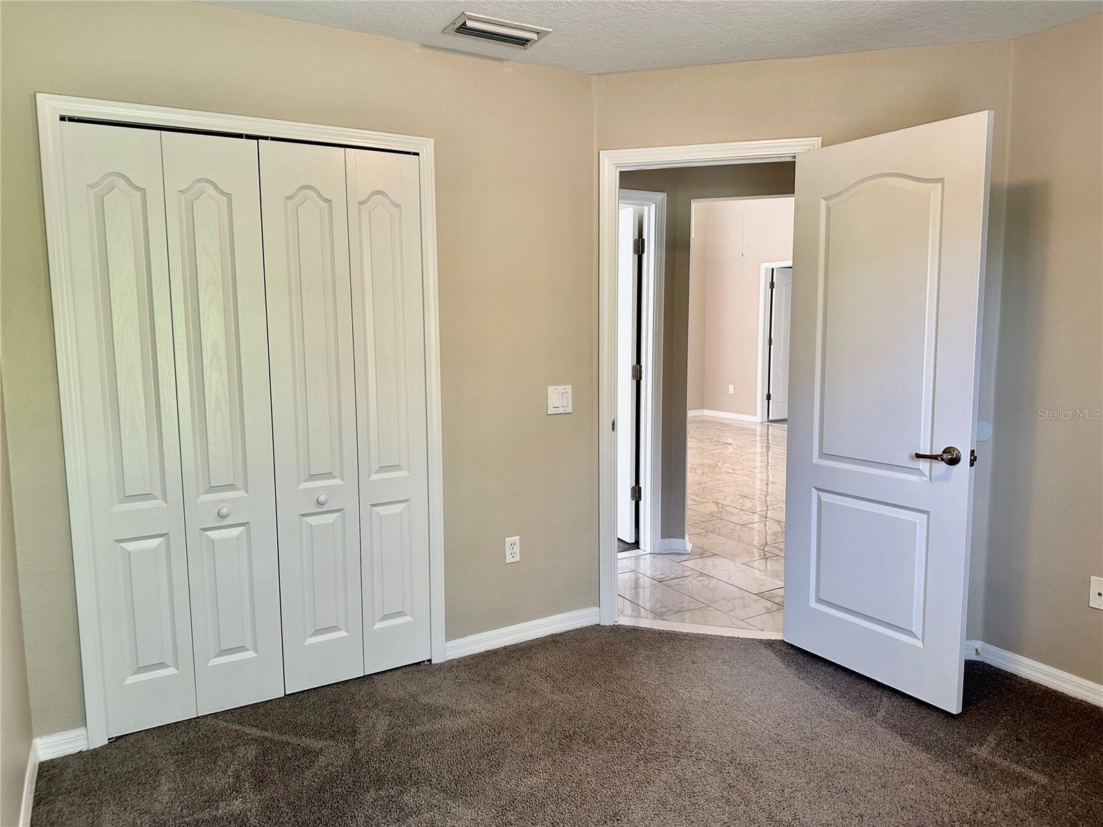 Image 31 of 69 For 13824 Royston Bend