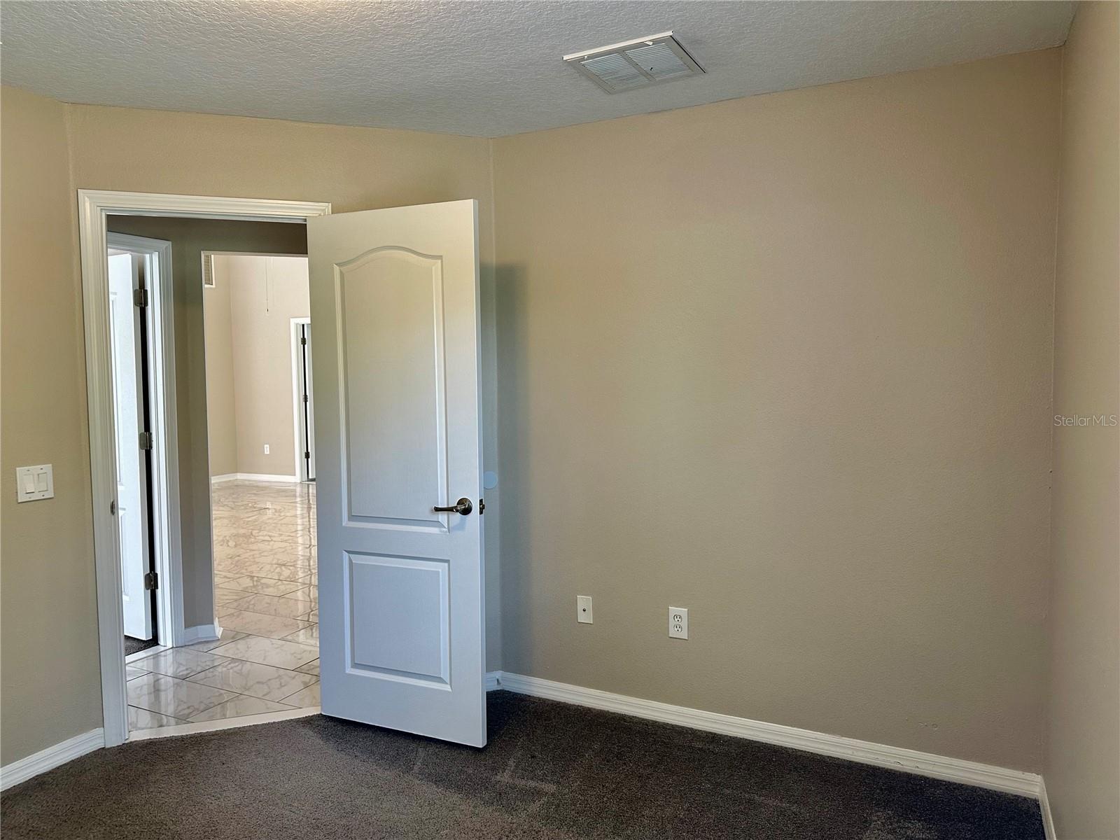 Image 32 of 69 For 13824 Royston Bend