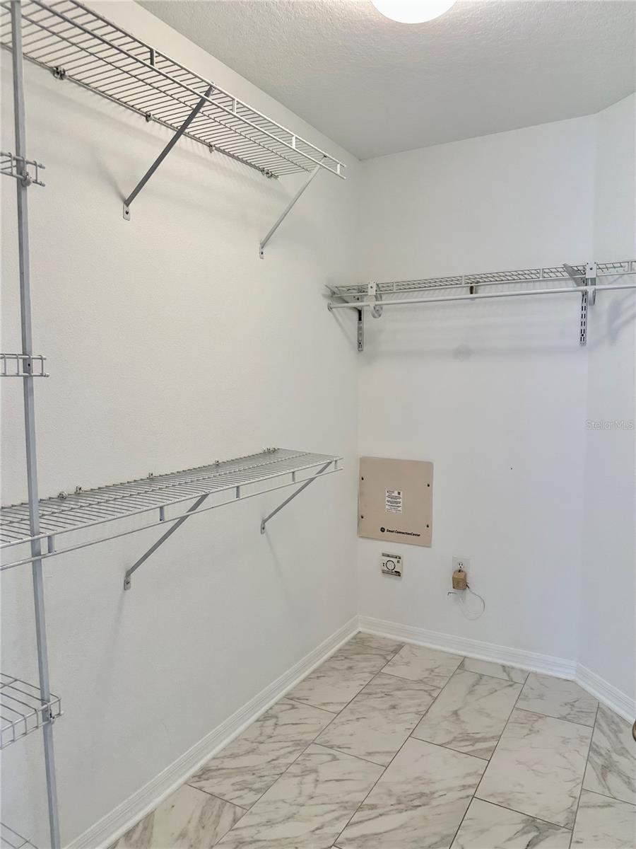 Image 36 of 69 For 13824 Royston Bend