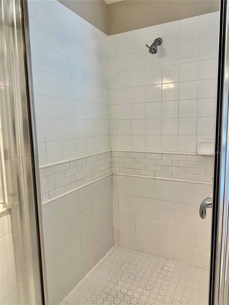 Image 41 of 69 For 13824 Royston Bend