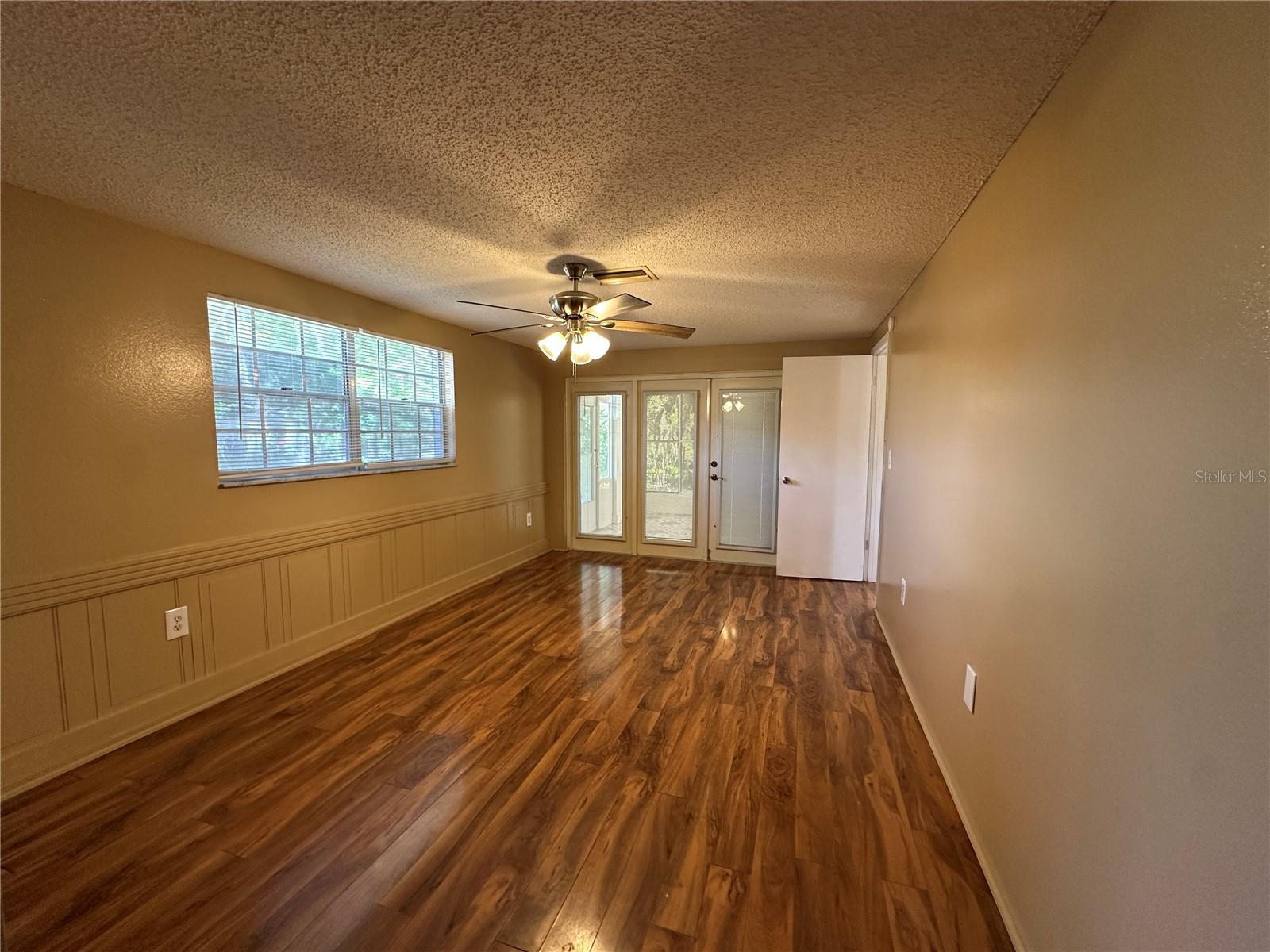 Image 13 of 46 For 8809 Avondale Lane