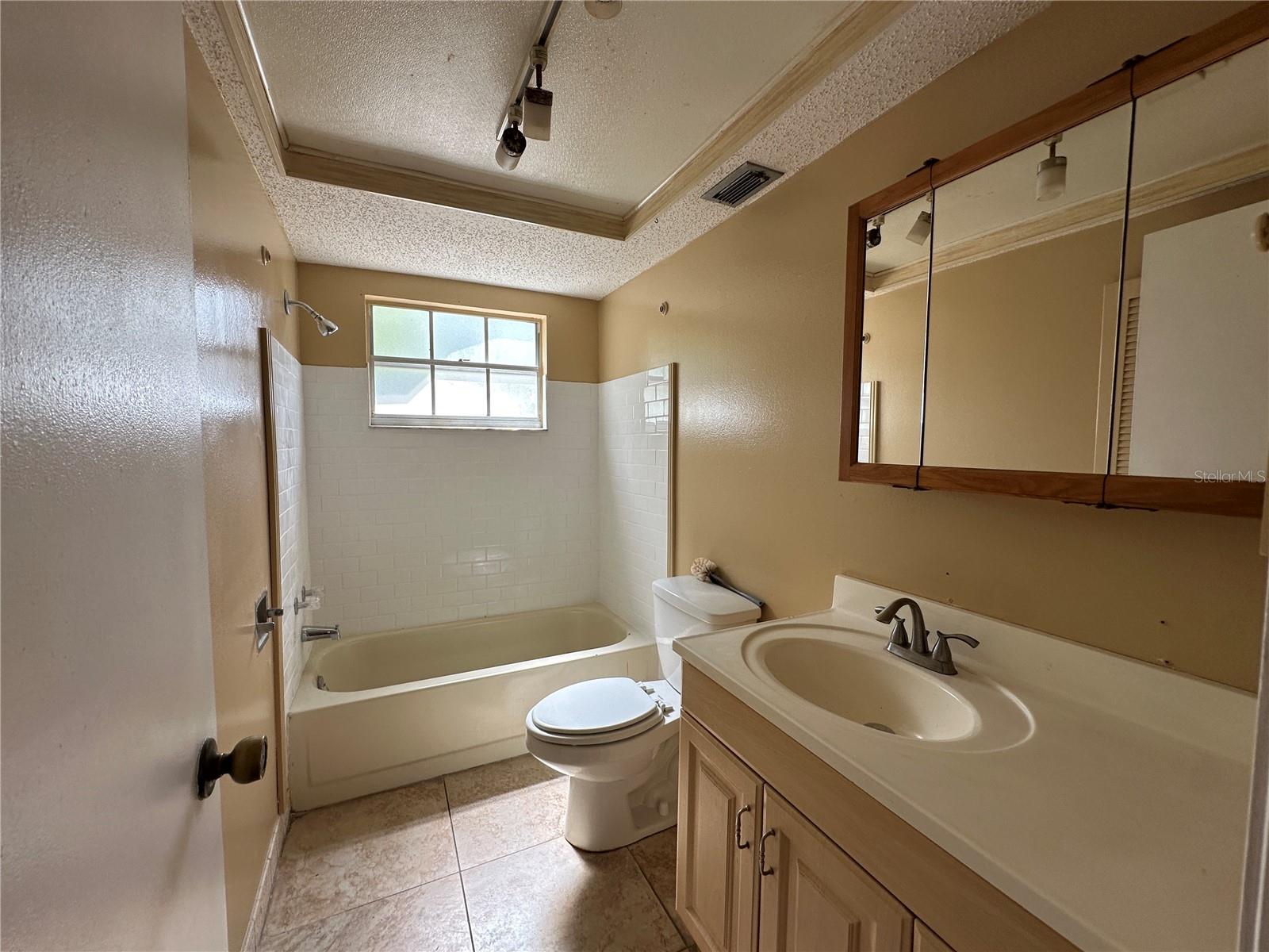 Image 15 of 46 For 8809 Avondale Lane