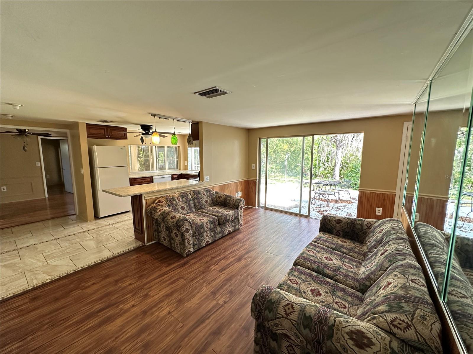 Image 5 of 46 For 8809 Avondale Lane