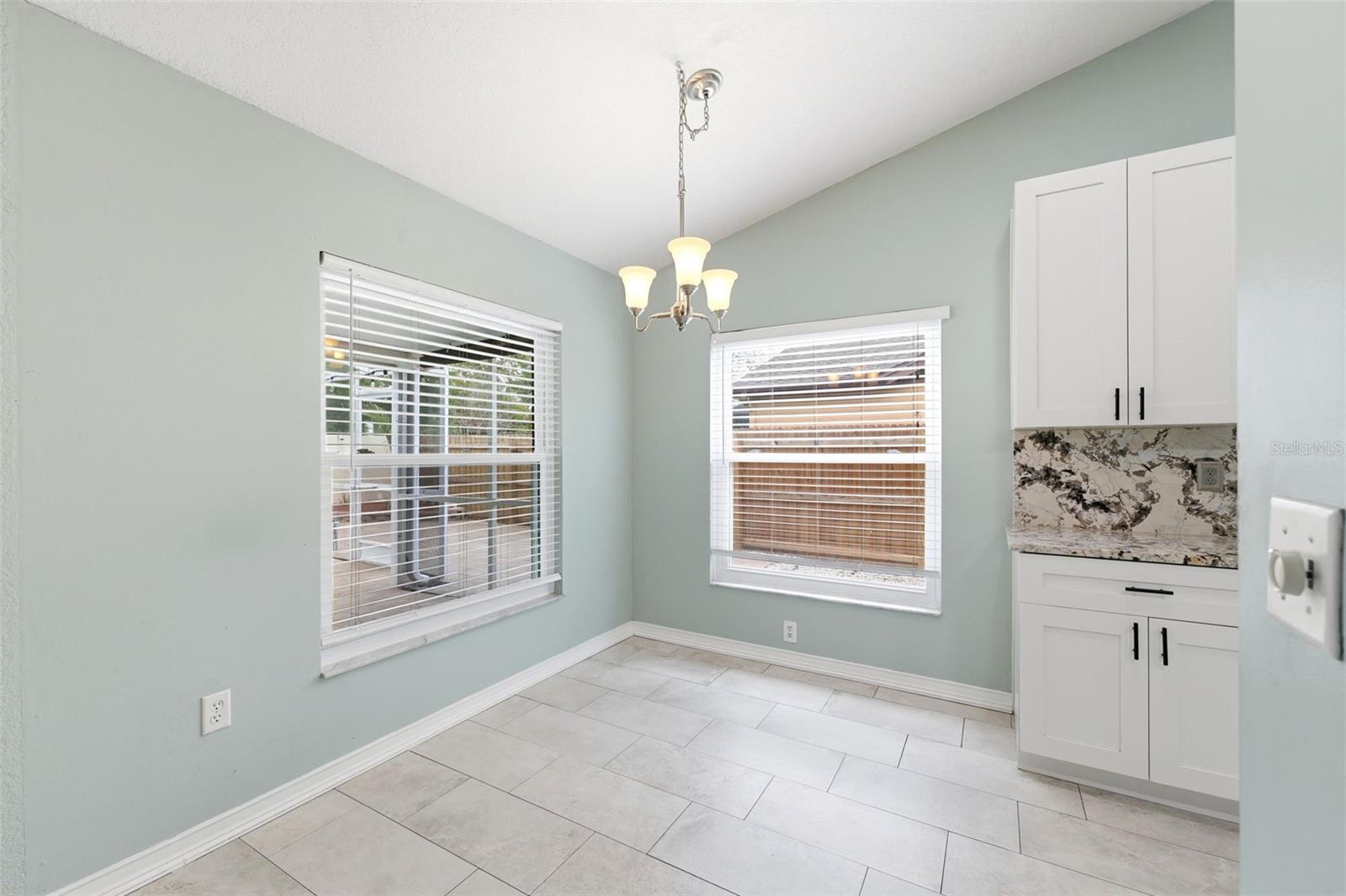 Image 15 of 71 For 11421 Glenmont Drive