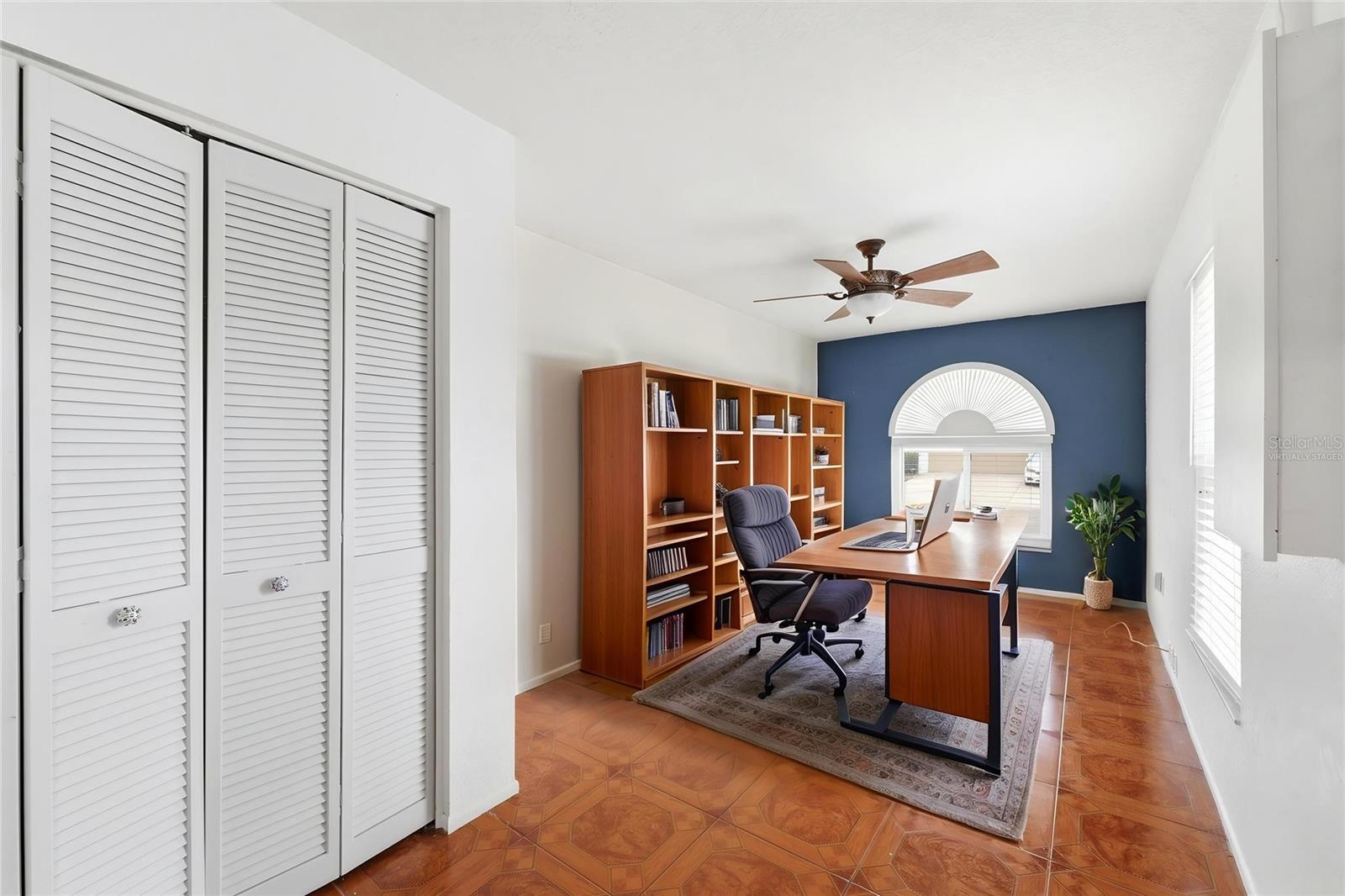 Image 23 of 71 For 11421 Glenmont Drive