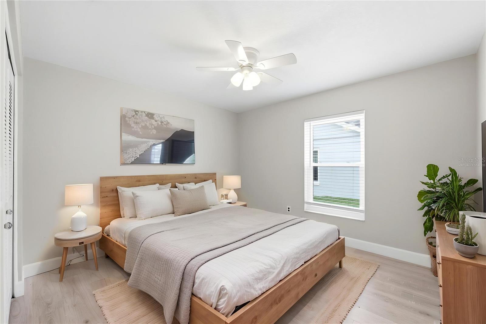 Image 26 of 71 For 11421 Glenmont Drive