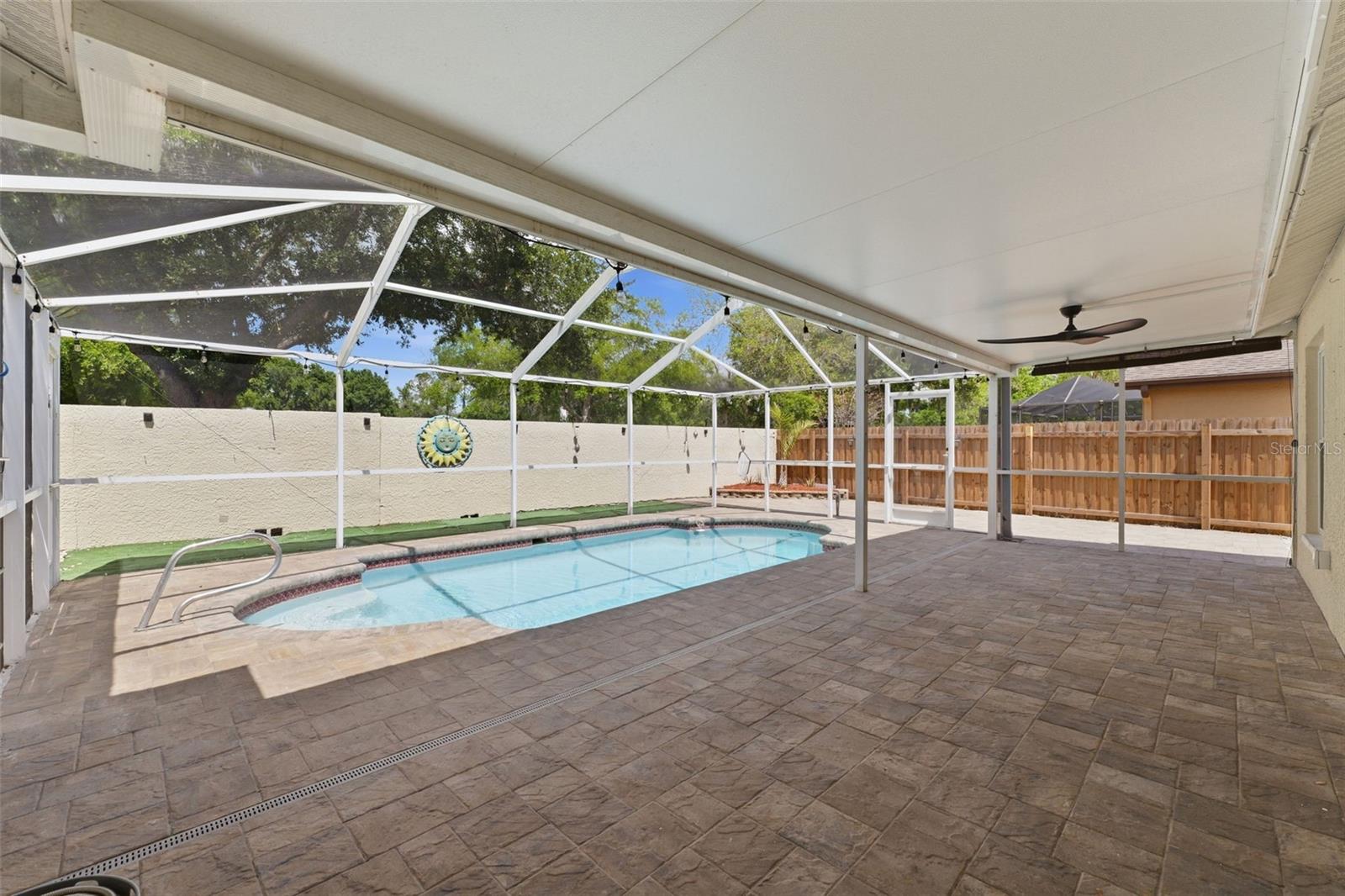 Image 34 of 71 For 11421 Glenmont Drive