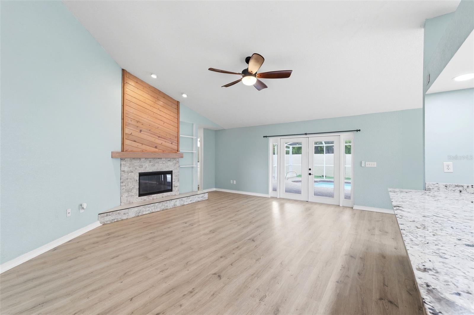 Image 54 of 71 For 11421 Glenmont Drive