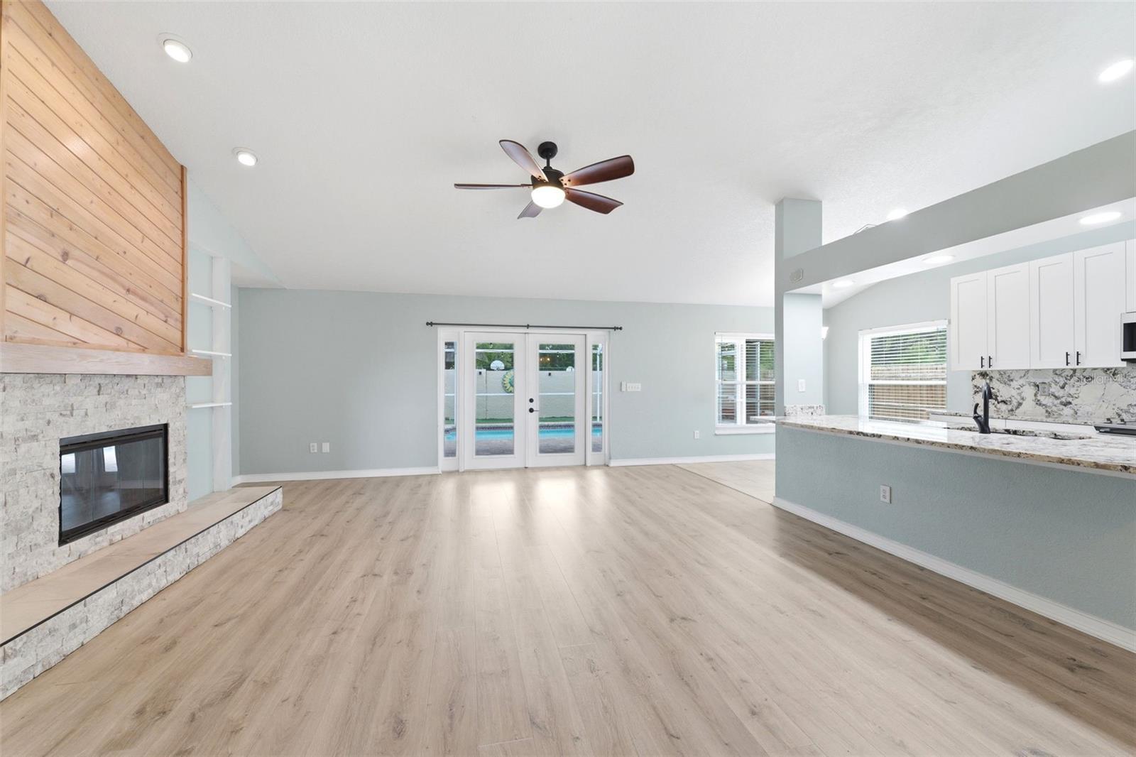 Image 8 of 71 For 11421 Glenmont Drive