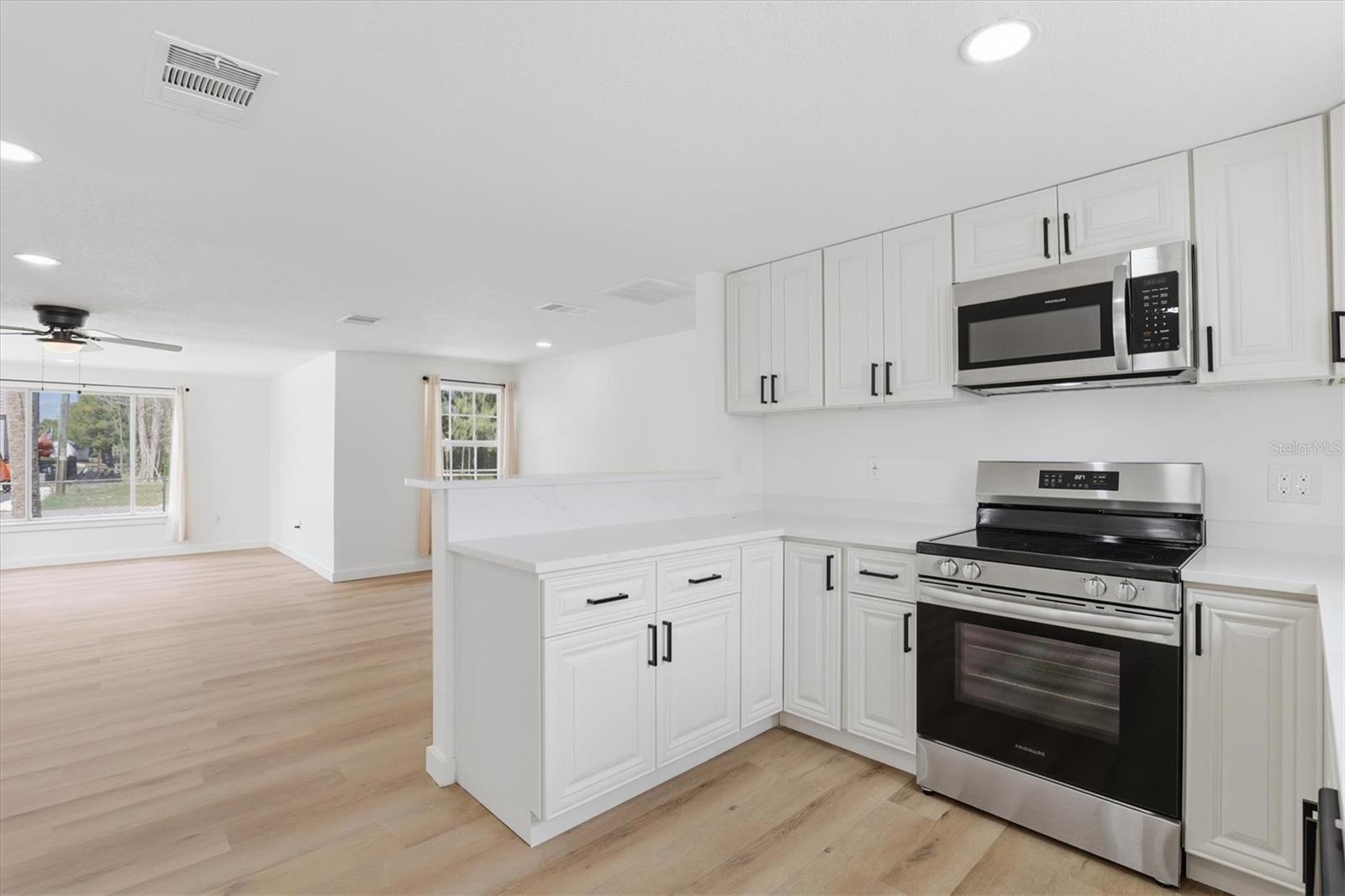 Image 23 of 68 For 7114 Fair Lane