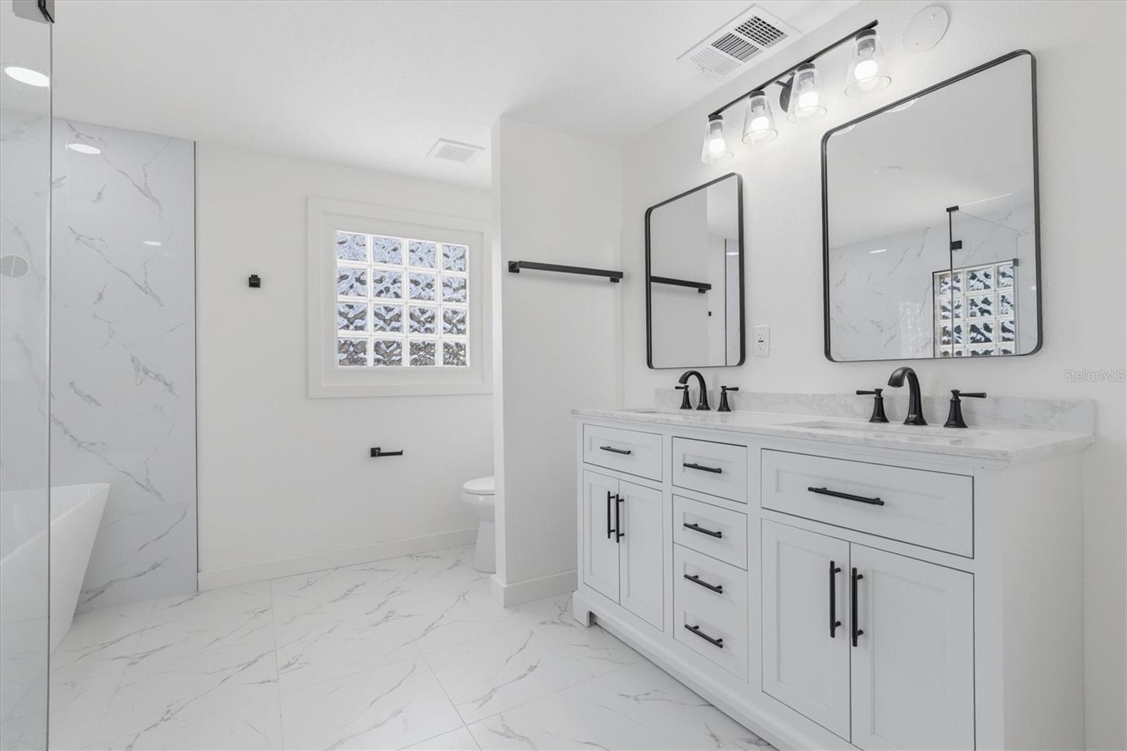 Image 33 of 68 For 7114 Fair Lane