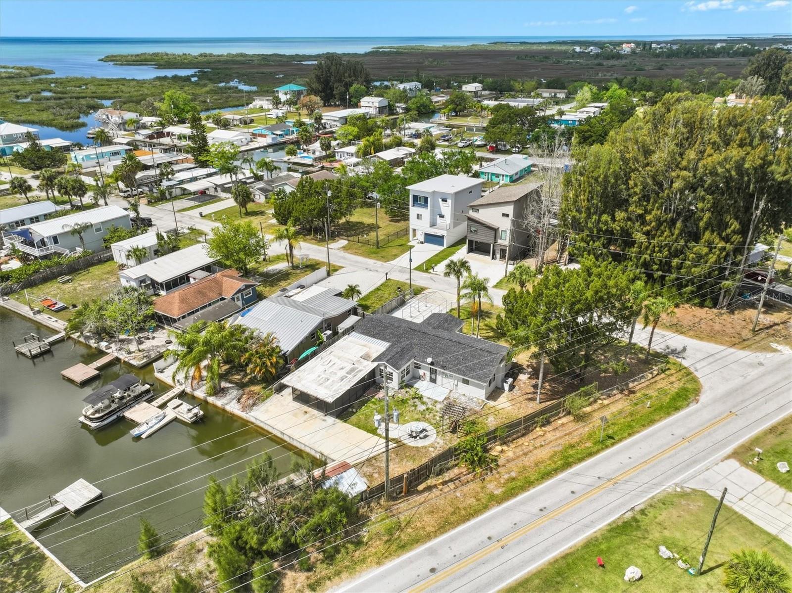 Image 4 of 68 For 7114 Fair Lane