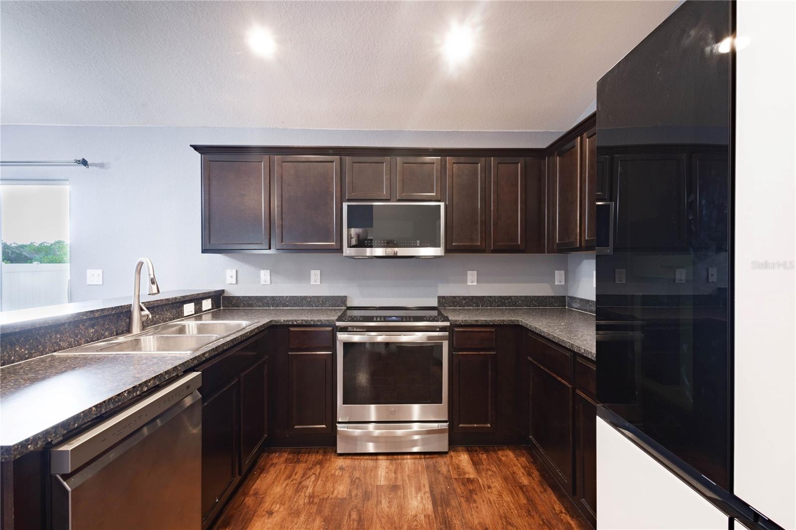 Image 7 of 29 For 6517 Bayston Hill Place