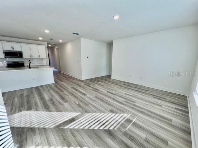 Image 18 of 50 For 1497 Laredo Avenue