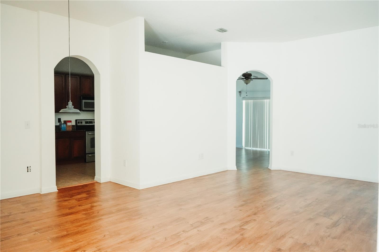 Image 3 of 22 For 3229 Dunstable Drive