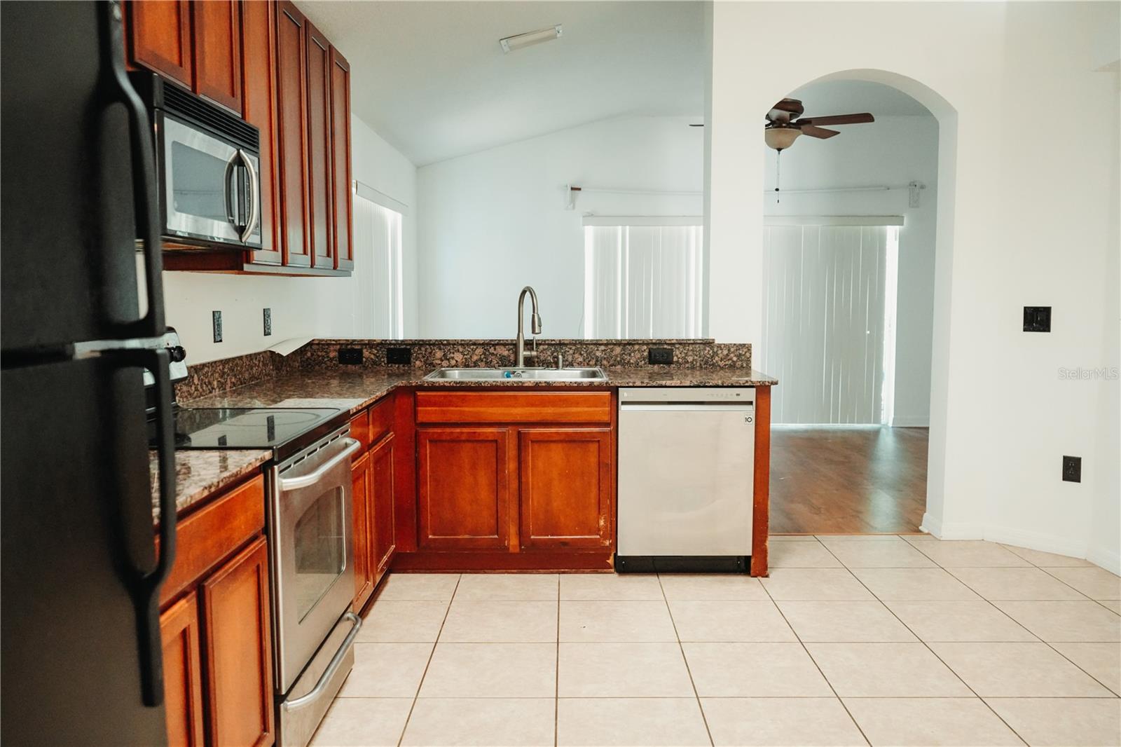 Image 6 of 22 For 3229 Dunstable Drive