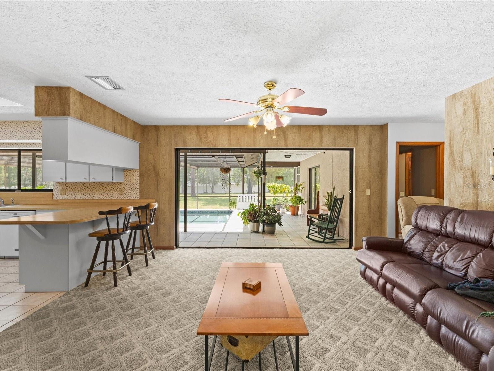 Image 11 of 64 For 10700 Luscombe Court