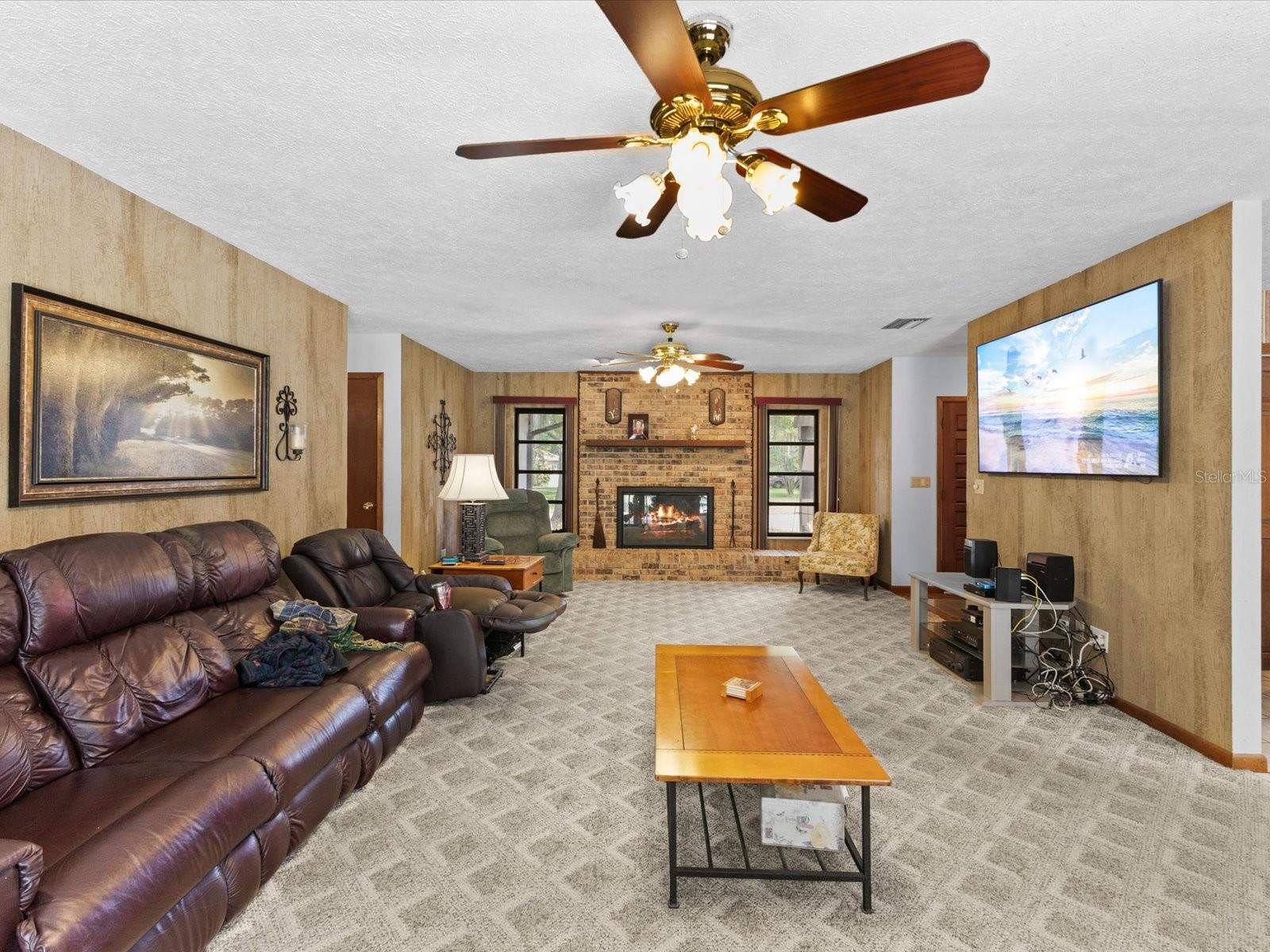 Image 15 of 64 For 10700 Luscombe Court