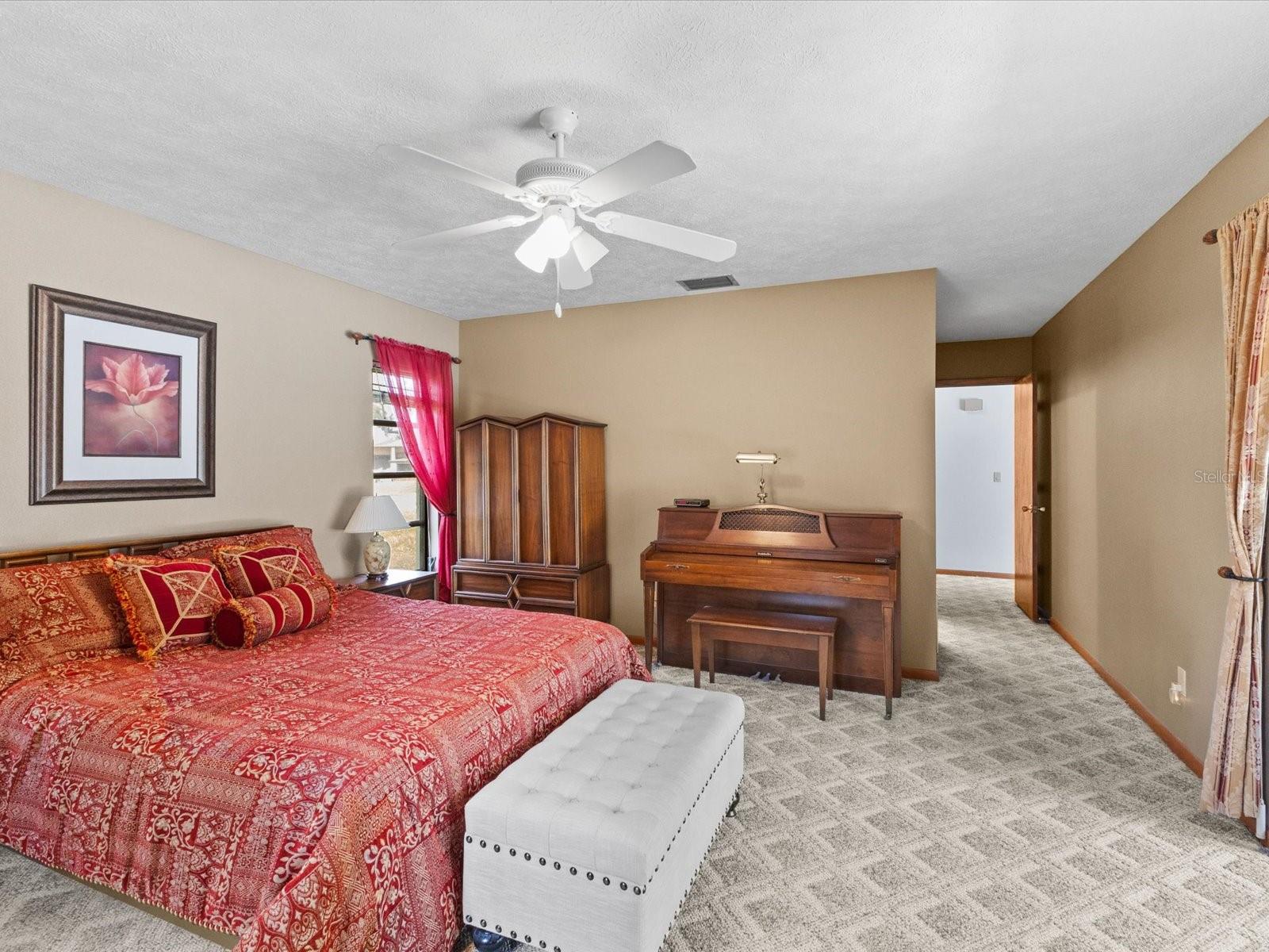 Image 22 of 64 For 10700 Luscombe Court