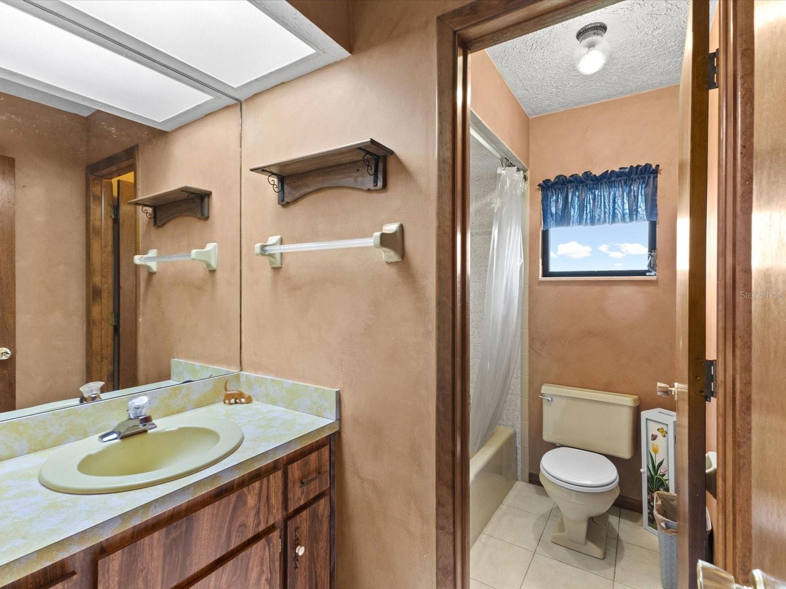 Image 29 of 64 For 10700 Luscombe Court