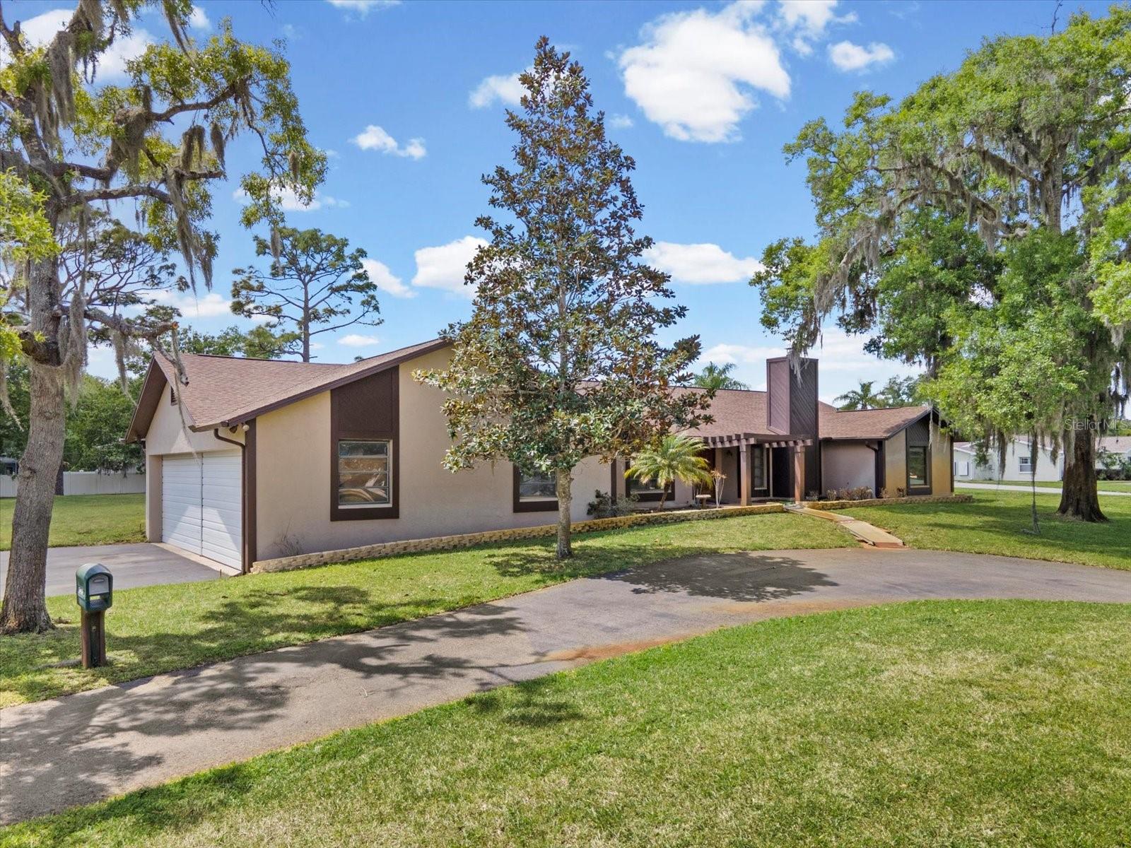 Image 42 of 64 For 10700 Luscombe Court