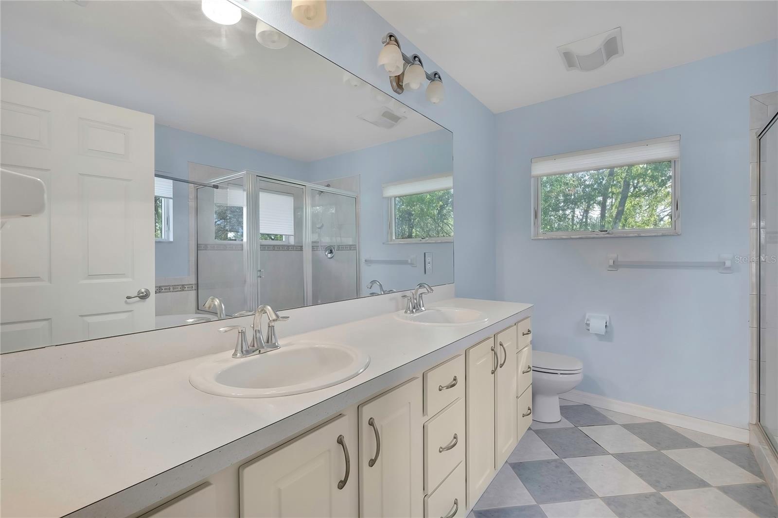 Image 14 of 45 For 7250 Madrid Road