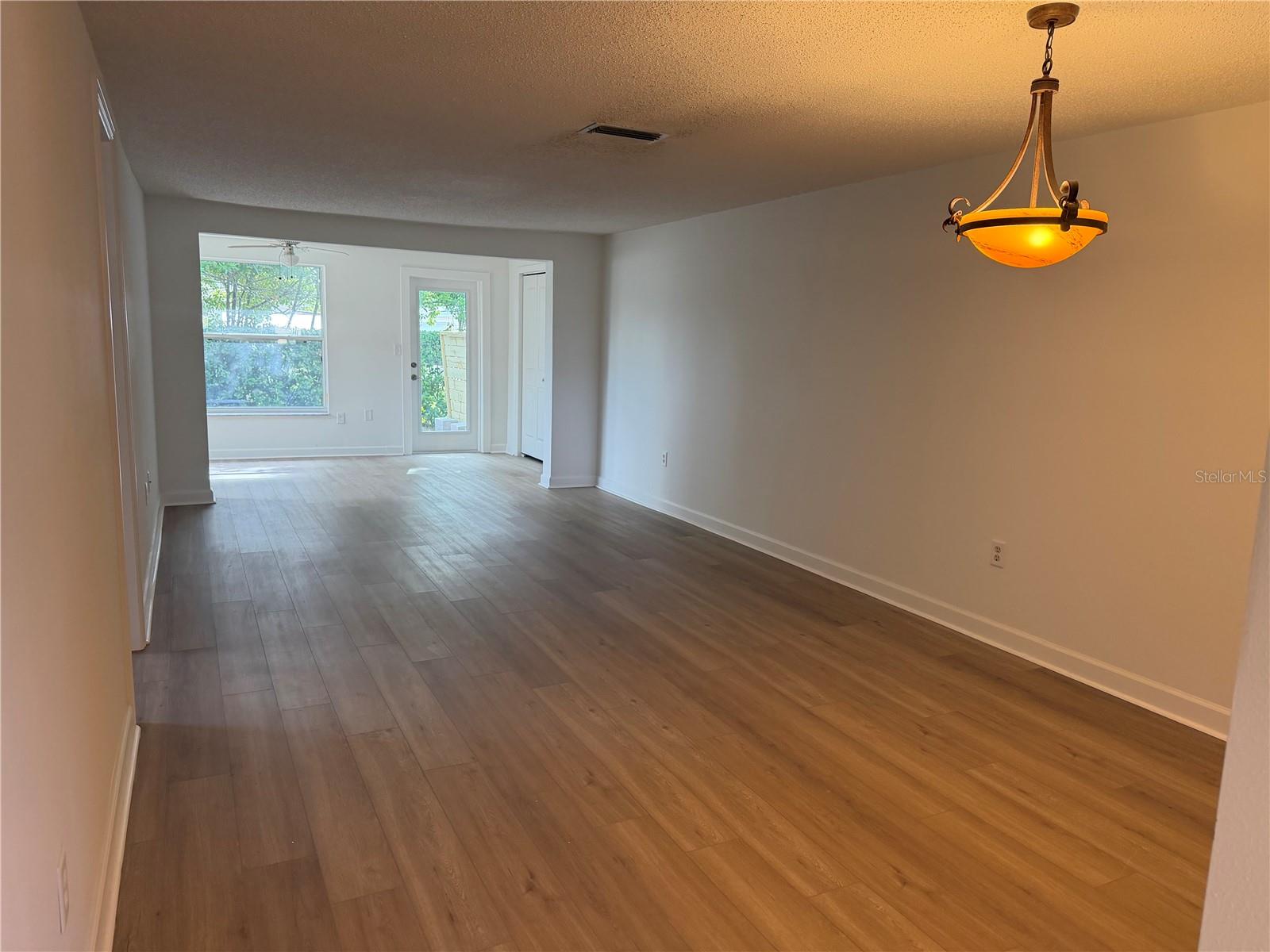 Image 13 of 60 For 4412 Sunstate Drive A