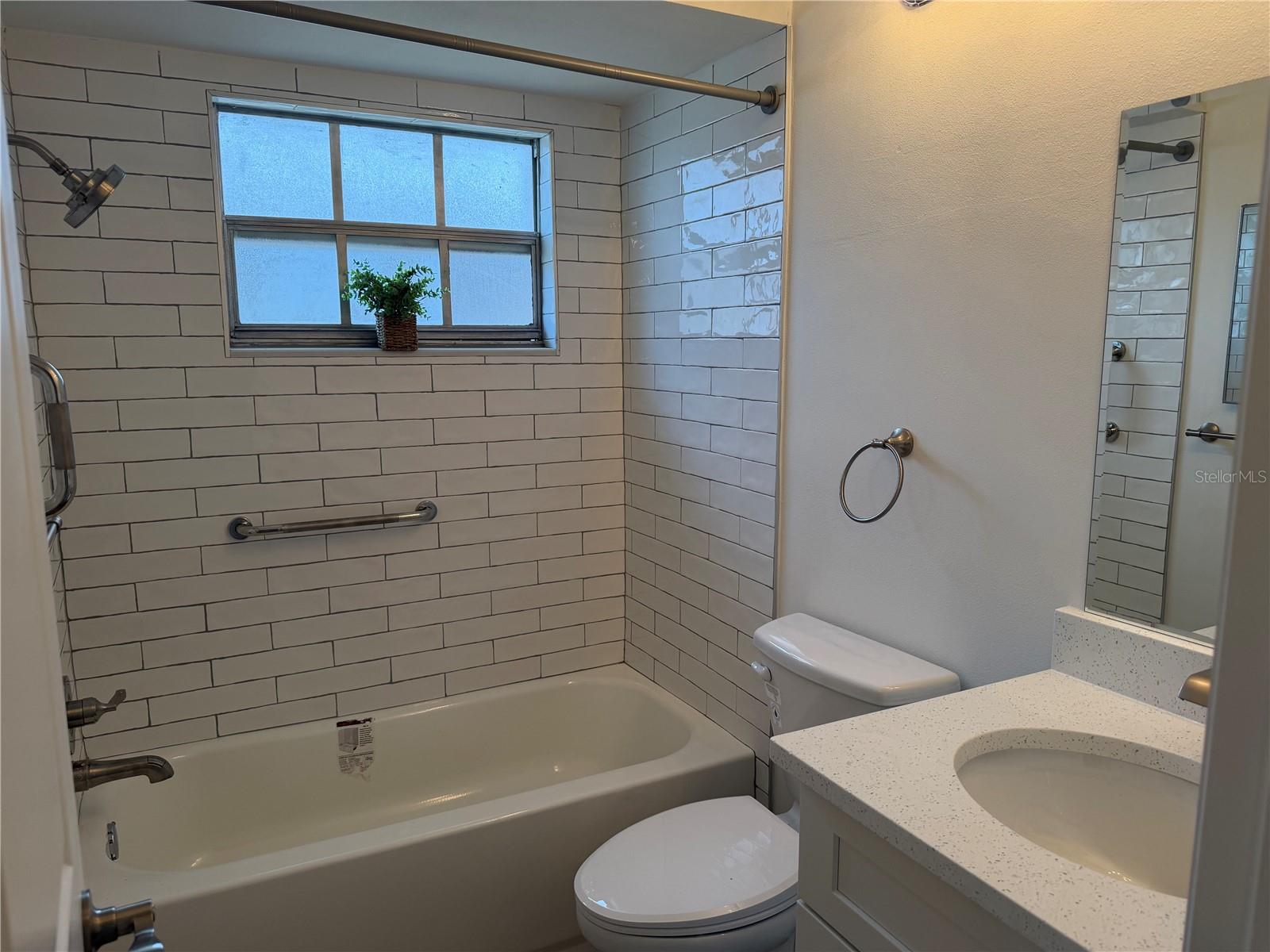 Image 17 of 60 For 4412 Sunstate Drive A