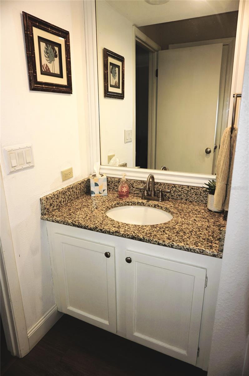 Image 35 of 42 For 1873 Mazo Manor T9