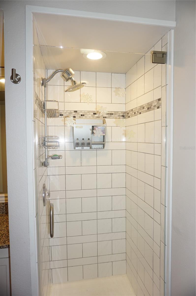 Image 36 of 42 For 1873 Mazo Manor T9