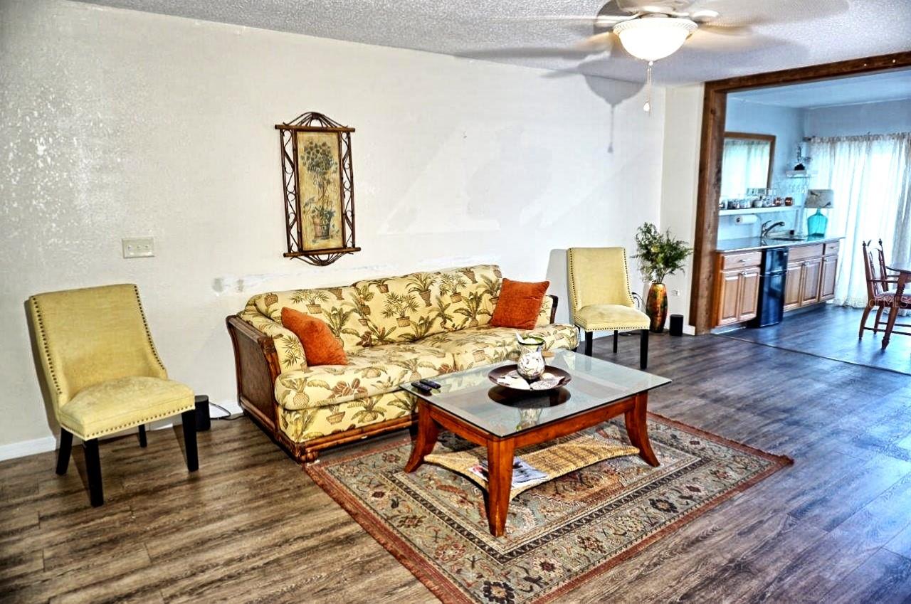 Image 7 of 42 For 1873 Mazo Manor T9